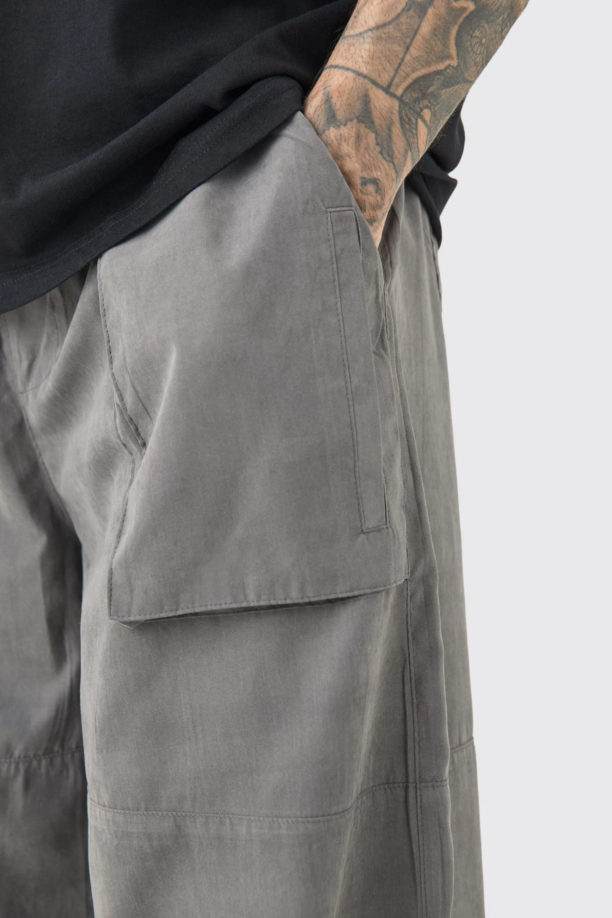 boohooMAN Tall Elasticated Waist Oversized Peached Cargo Trouser | UK
