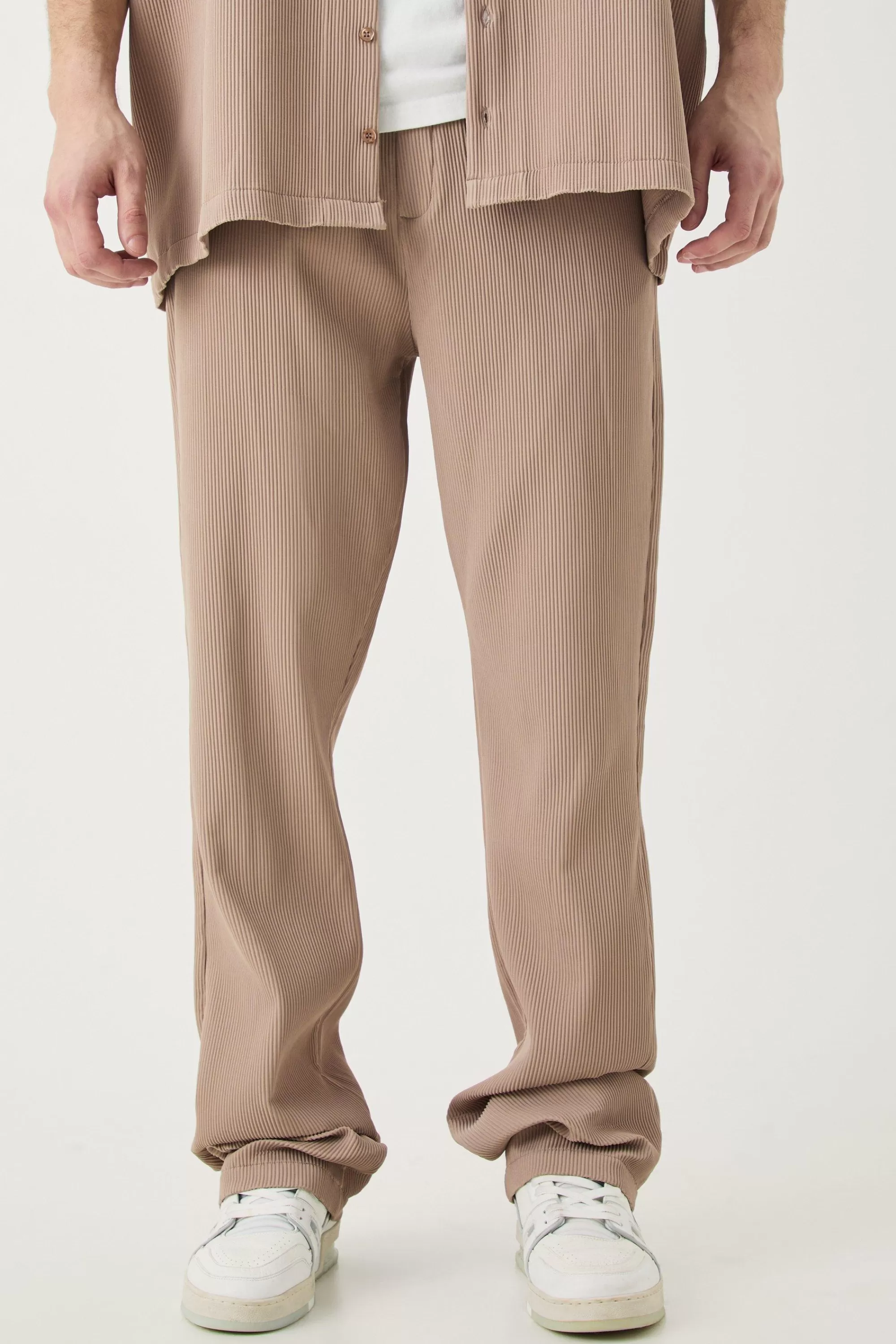 boohooMAN Tall Elasticated Waist Slim Flare Stacked Pleated Trouser | UK