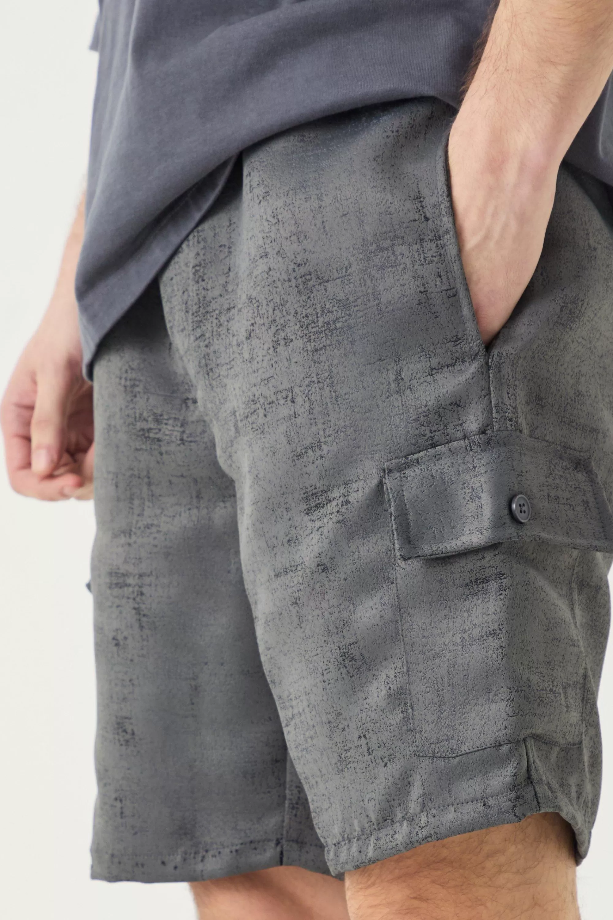 boohooMAN Tall Elasticated Waist Textured Cargo Short In | UK