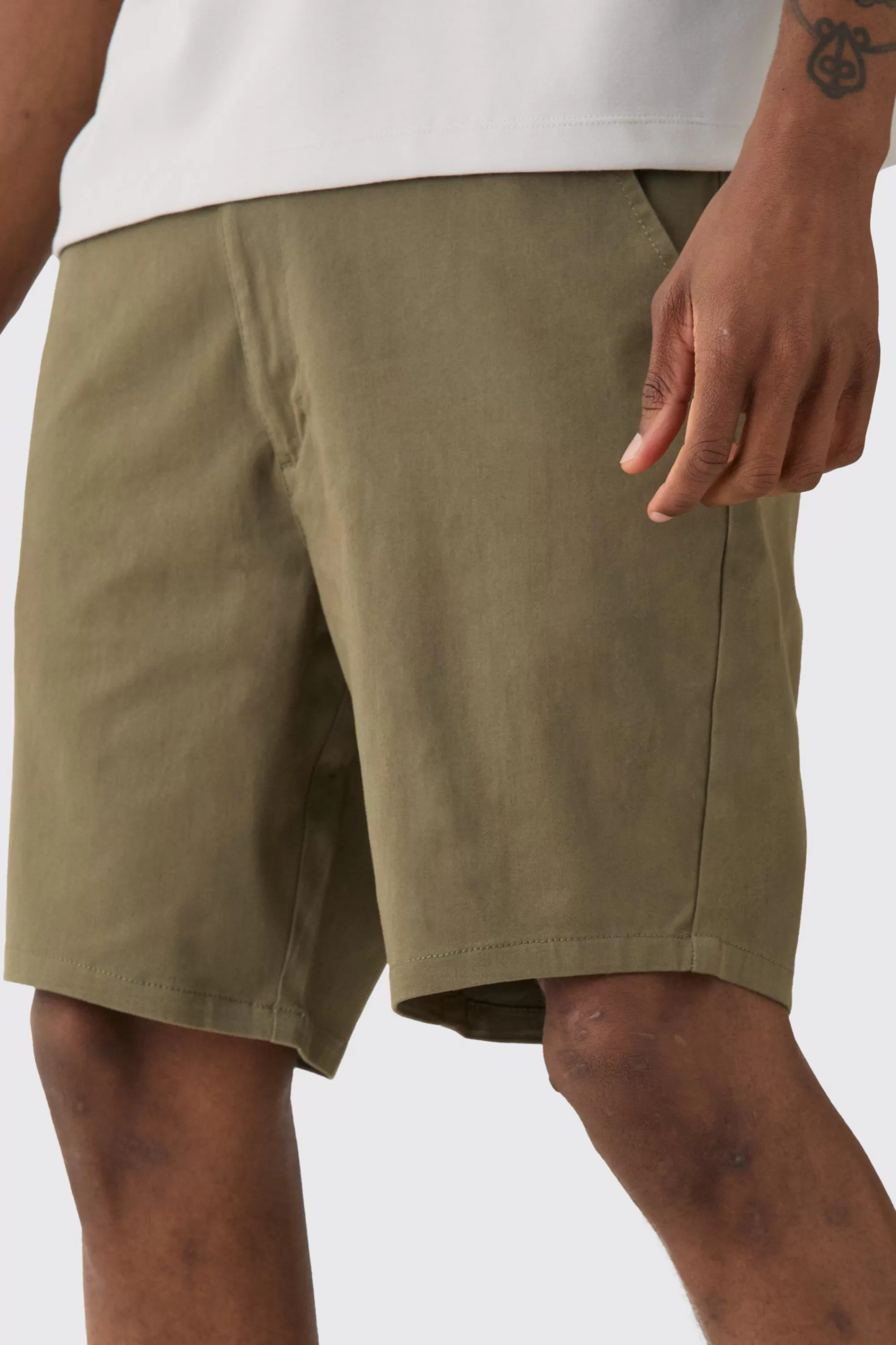 boohooMAN Tall Fixed Waist Skinny Fit Chino Shorts | UK