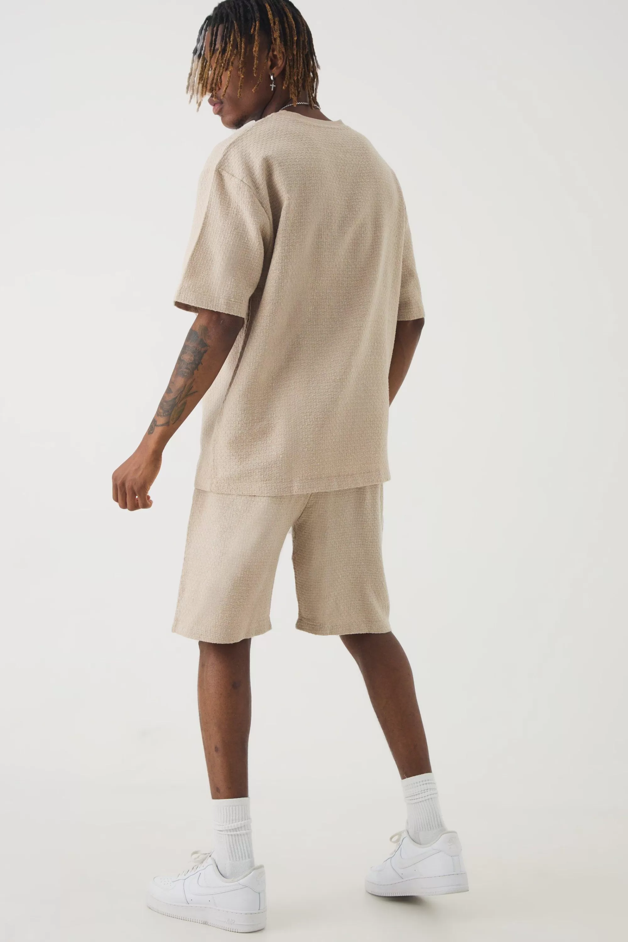 boohooMAN Tall Jacquard T-shirt & Relaxed Short | UK