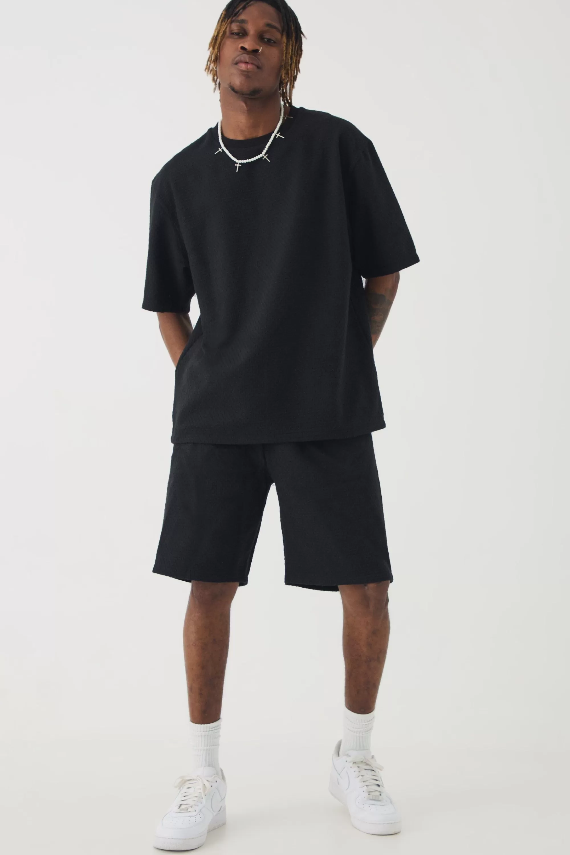 boohooMAN Tall Jacquard T-shirt & Relaxed Short Set | UK