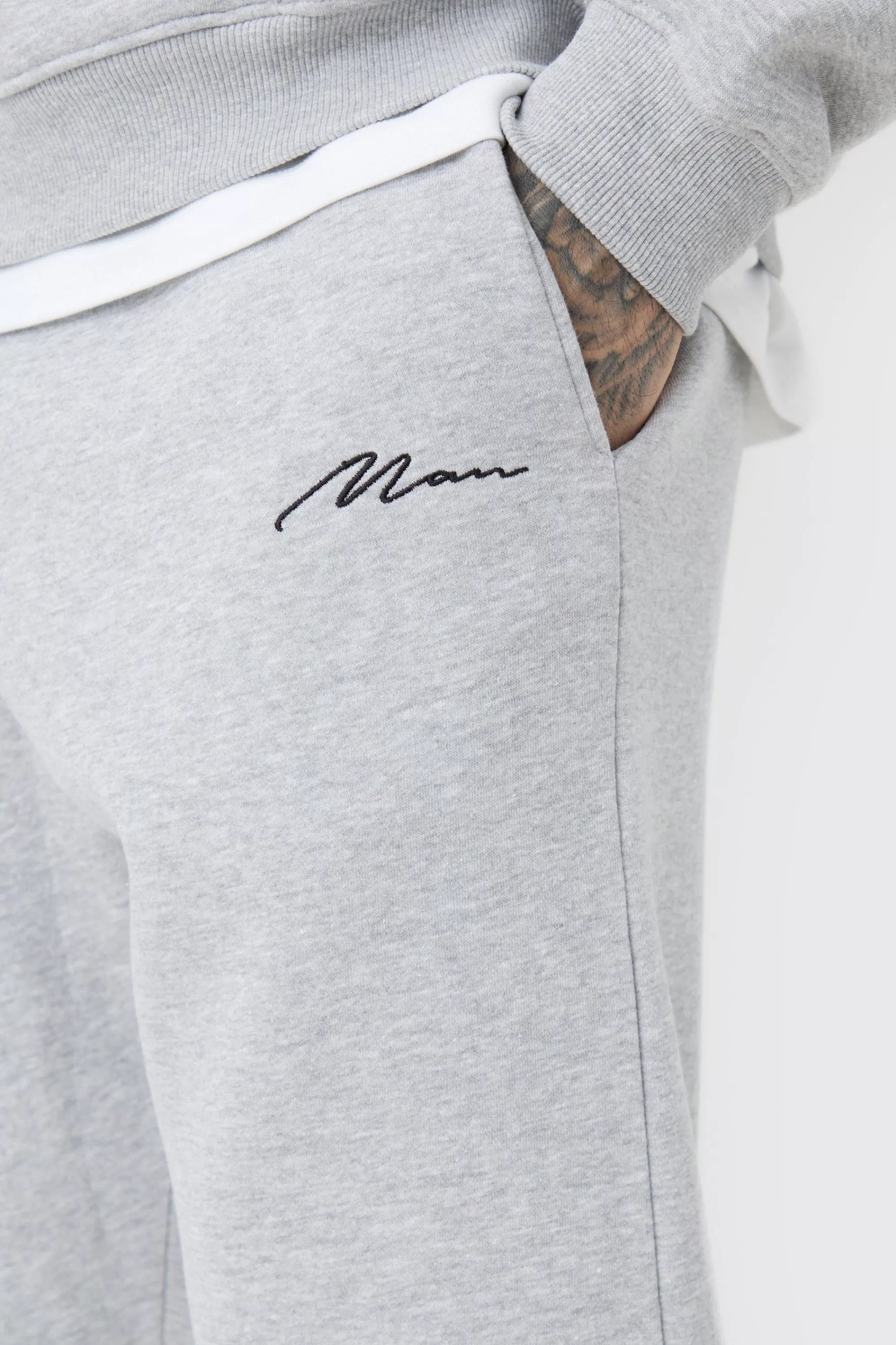 boohooMAN Tall Man Signature Slim Fit Jogger In | UK