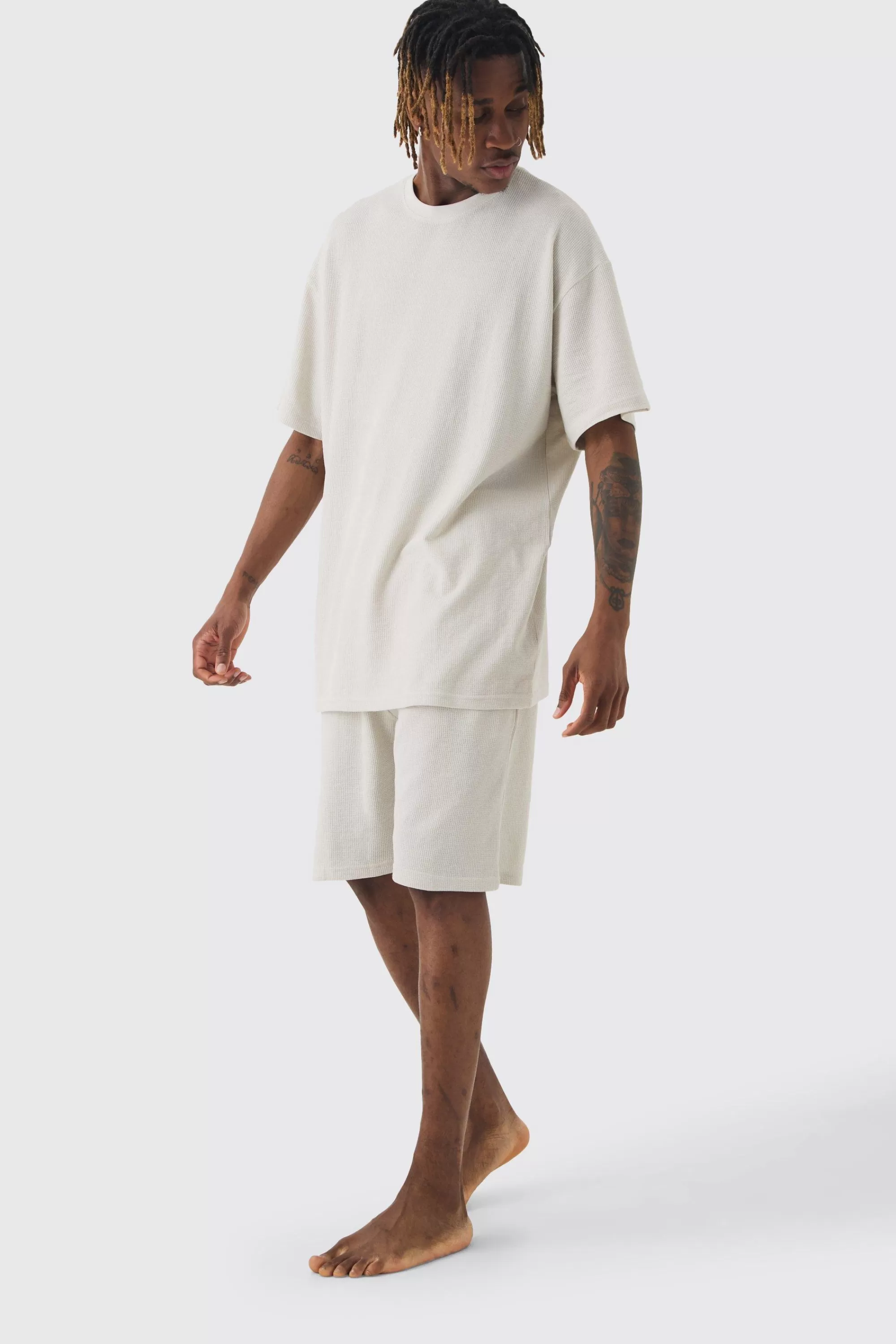 boohooMAN Tall Oversized Waffle Lounge Short Set In | UK