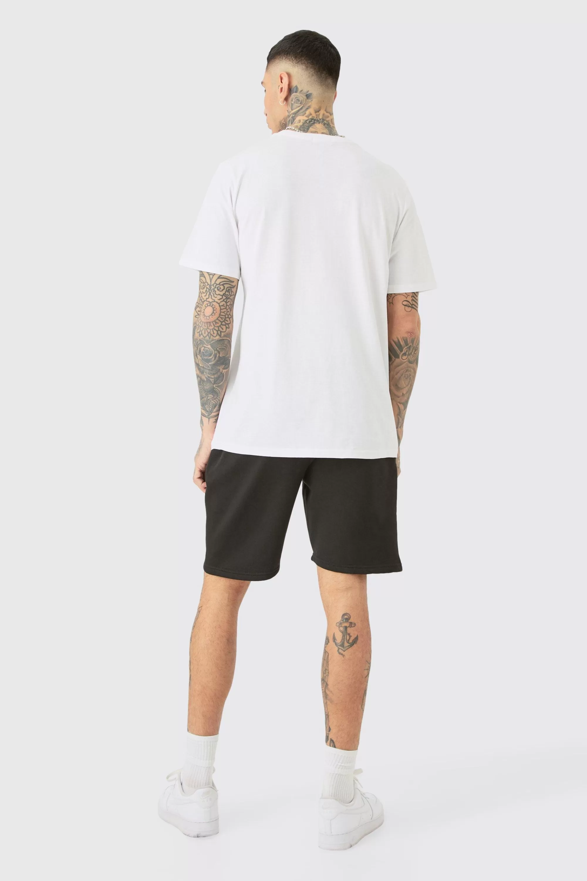 boohooMAN Tall Pour Homme Graphic T-shirt & Short Set | UK