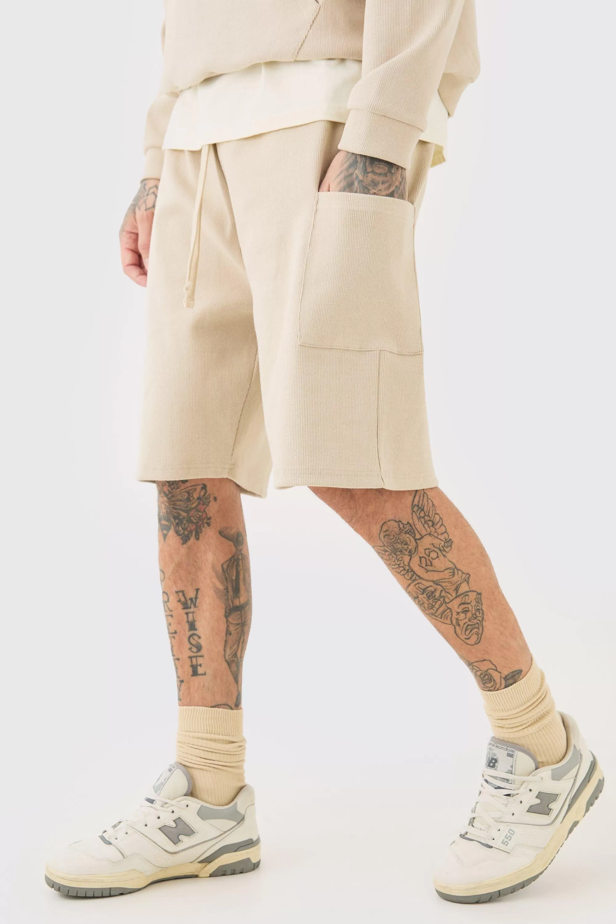 boohooMAN Tall Relaxed Heavyweight Ribbed Cargo Short | UK