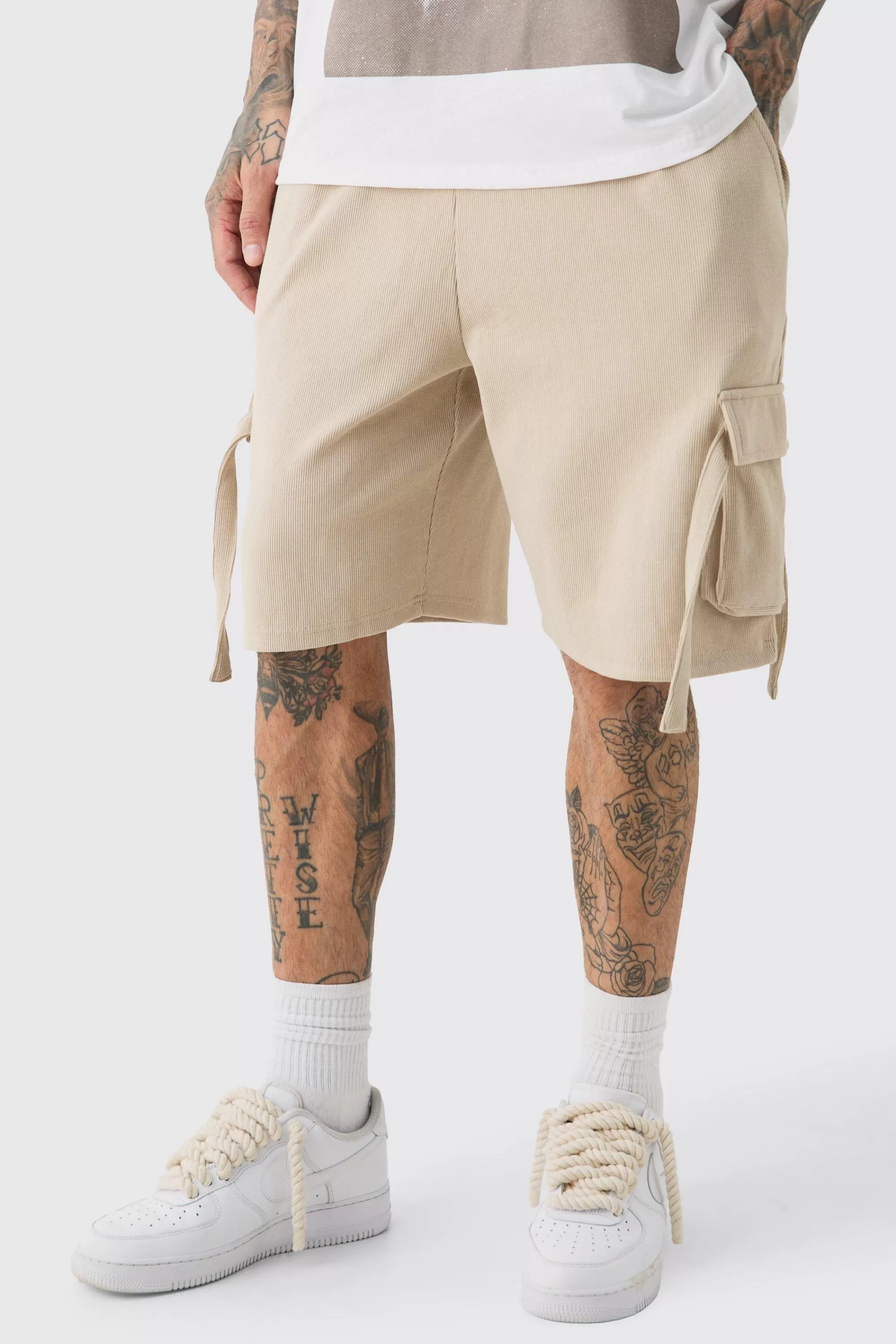 boohooMAN Tall Ribbed Relaxed Cargo Short In | UK