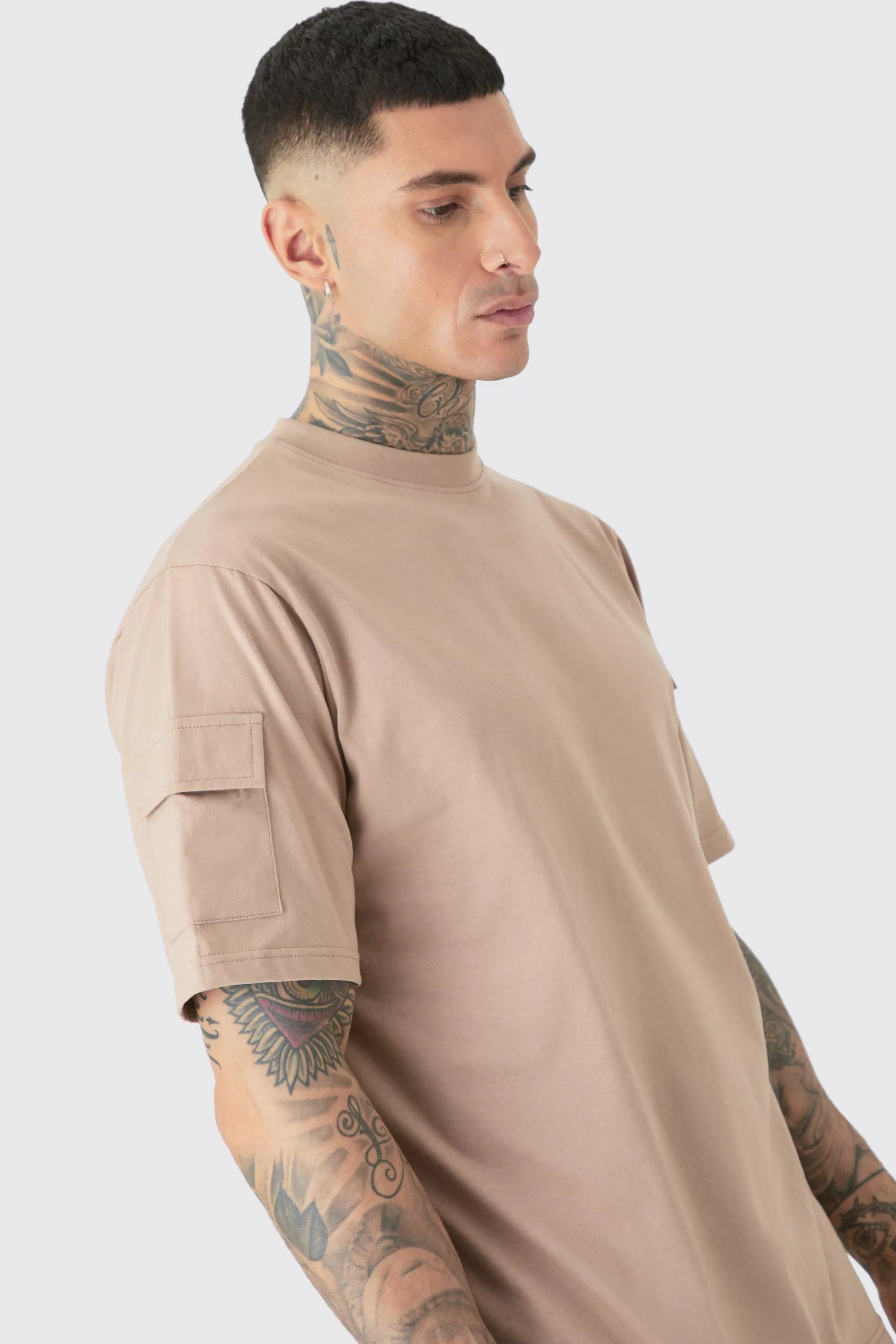 boohooMAN Tall Utility Pocket T-shirt & Cargo Short Set | UK