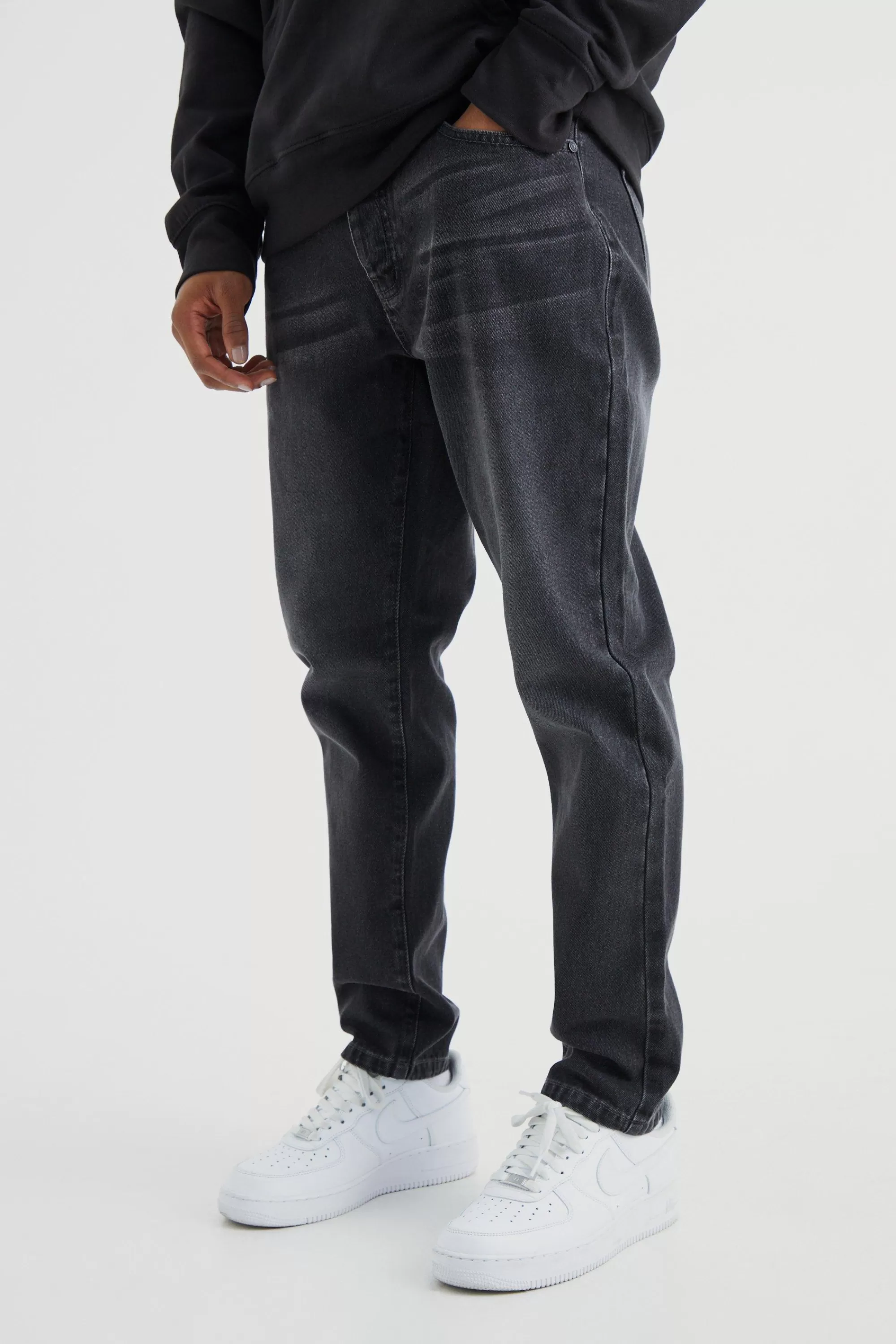 boohooMAN Tapered Rigid Jean | UK