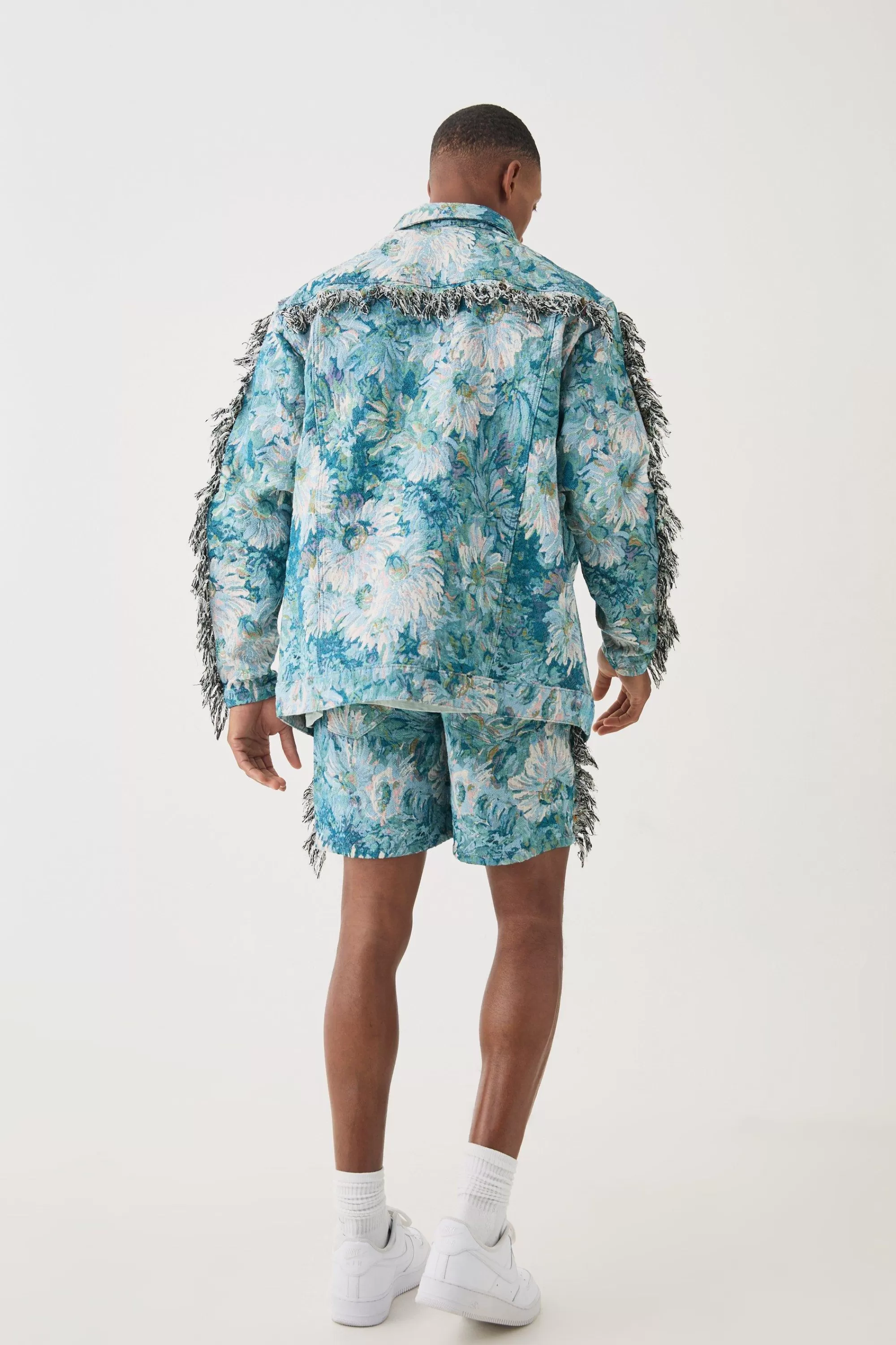 boohooMAN Tapestry Frayed Relaxed Fit Shorts | UK