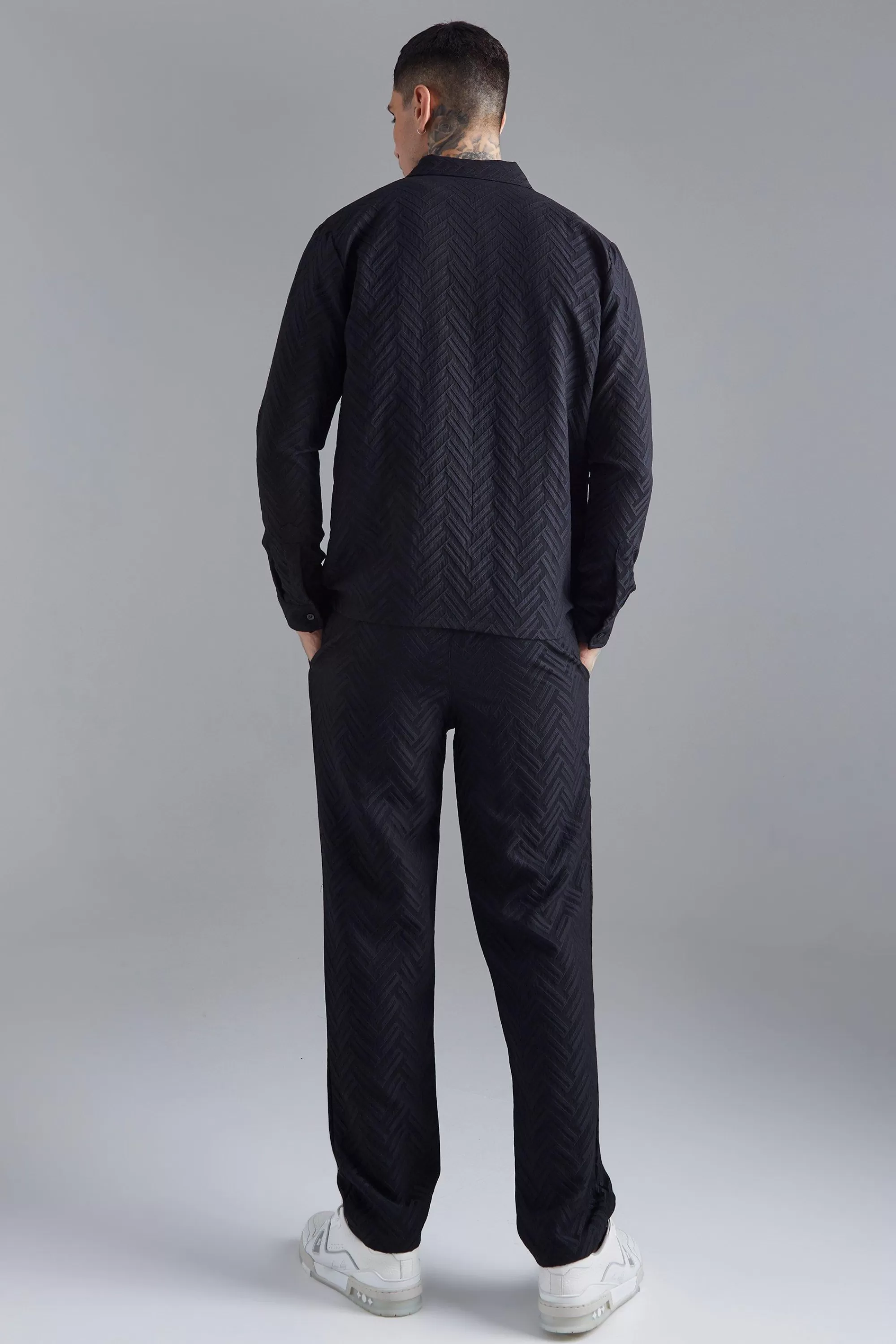 boohooMAN Tonal Geo Smart Straight Trouser | UK