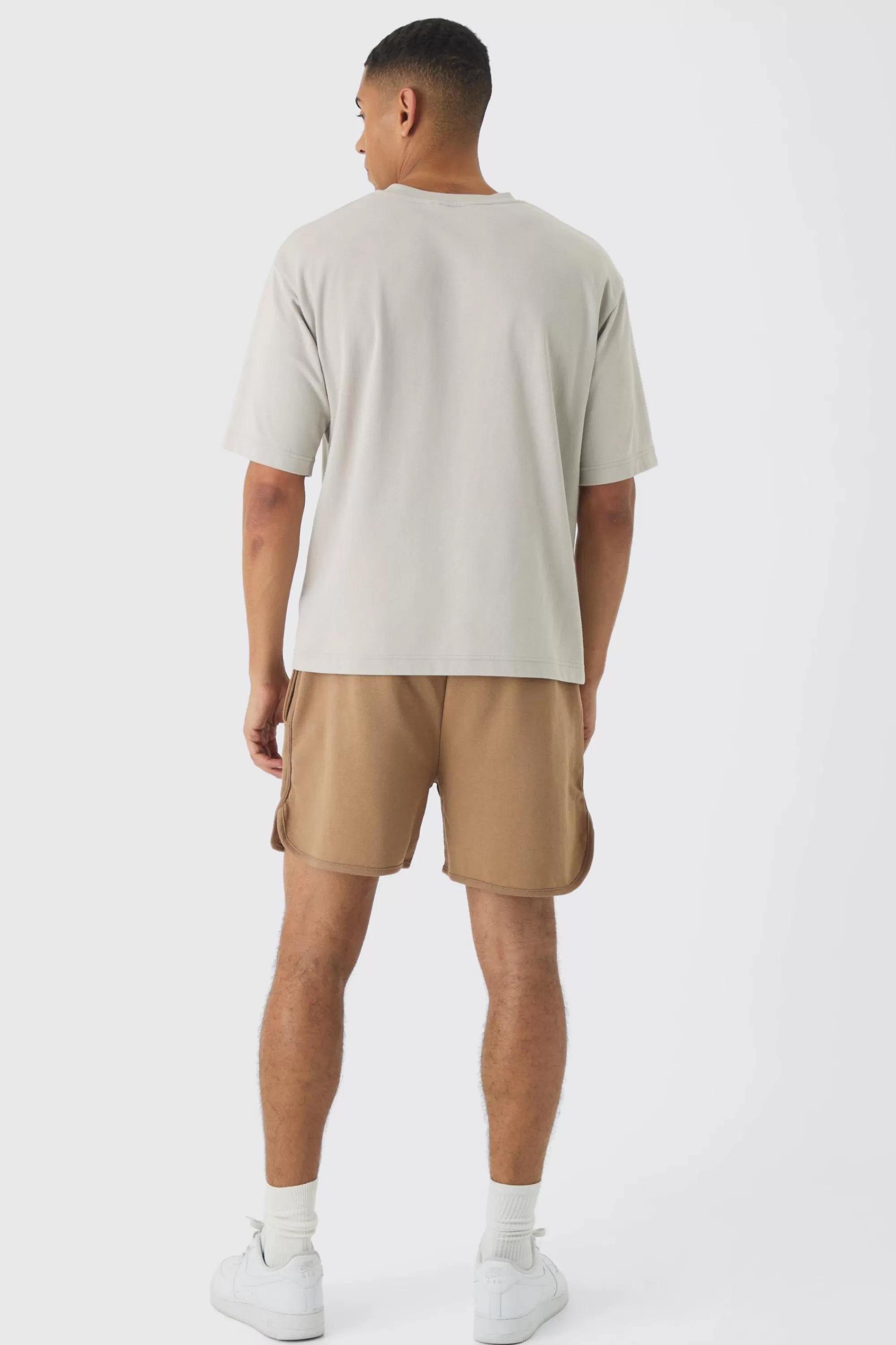 boohooMAN Volly Short Length Heavyweight Short | UK