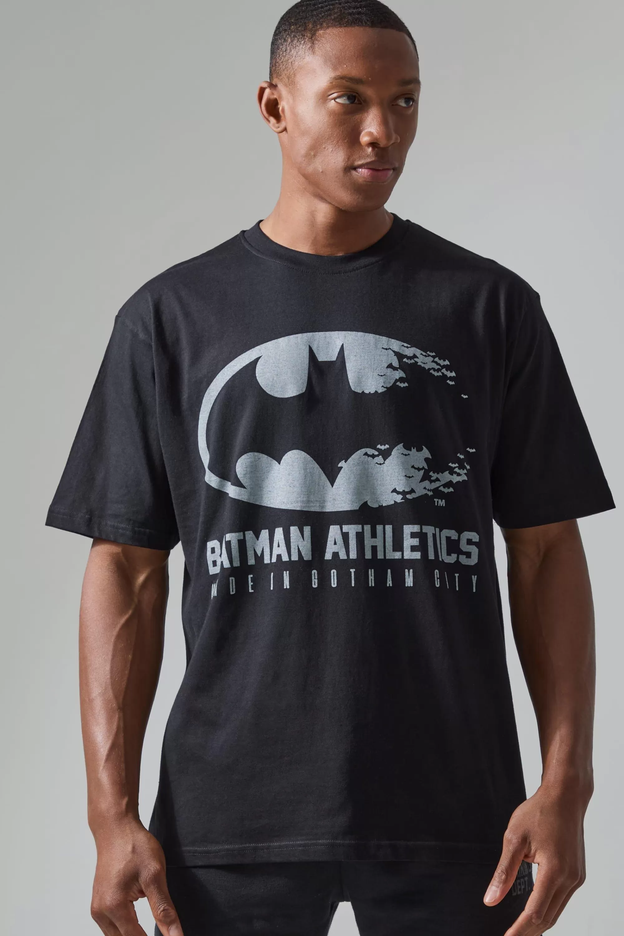 boohooMAN Active Batman Athletics License Oversized T-shirt | UK black Flash Sale