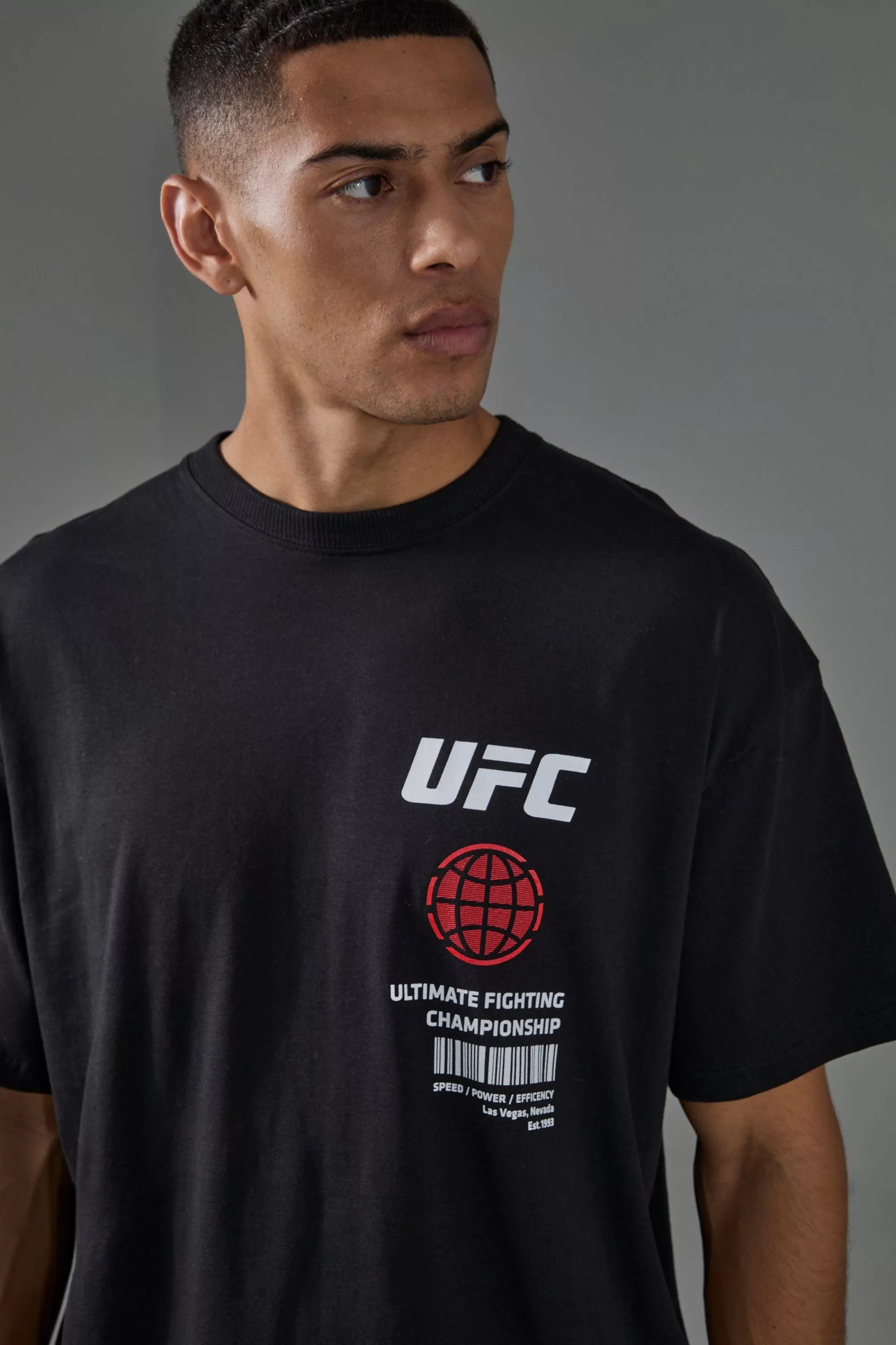 boohooMAN Active Oversized UFC Graphic License T-shirt | UK black Hot
