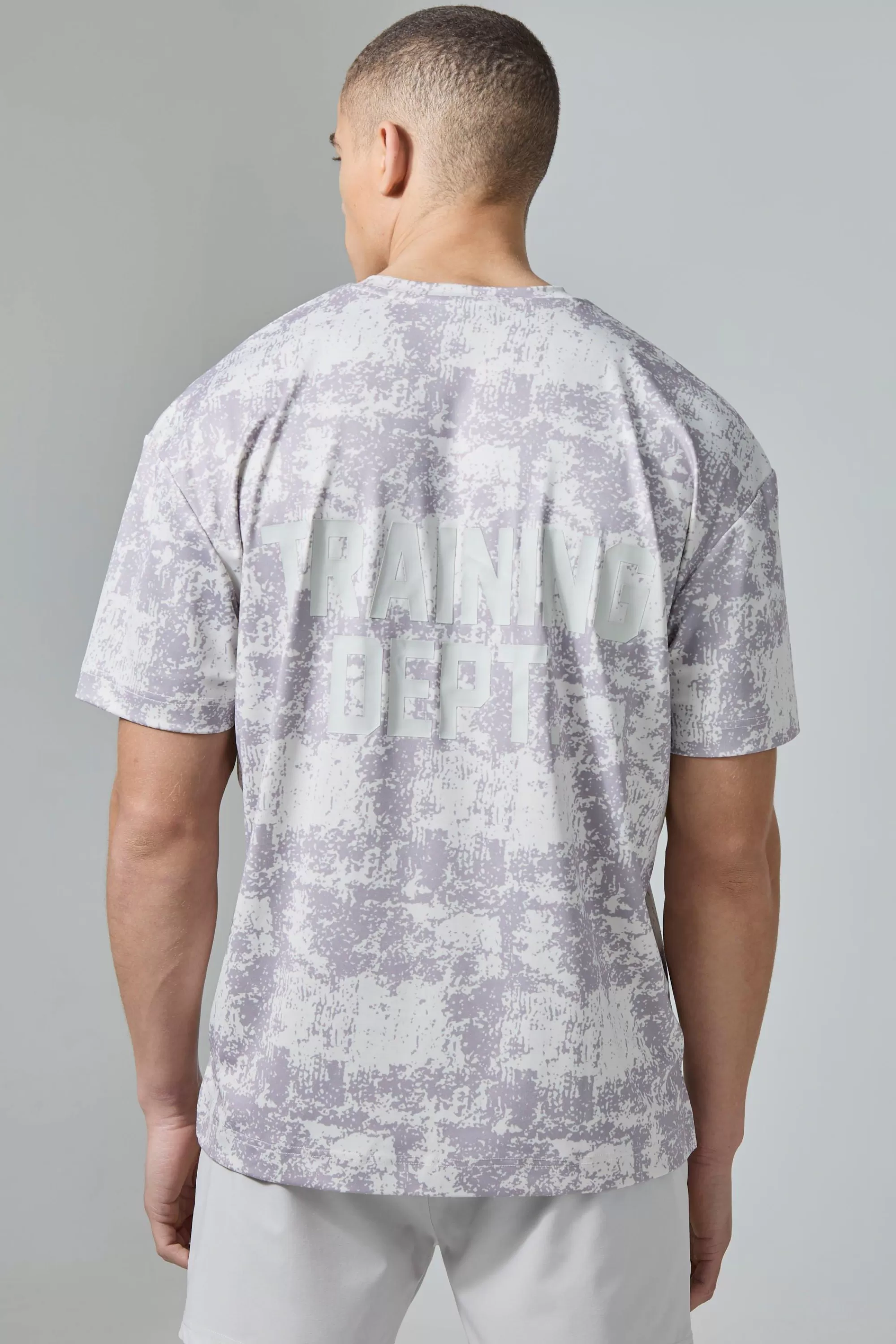 boohooMAN Active Training Dept Oversized Camo T-shirt | UK light grey Sale