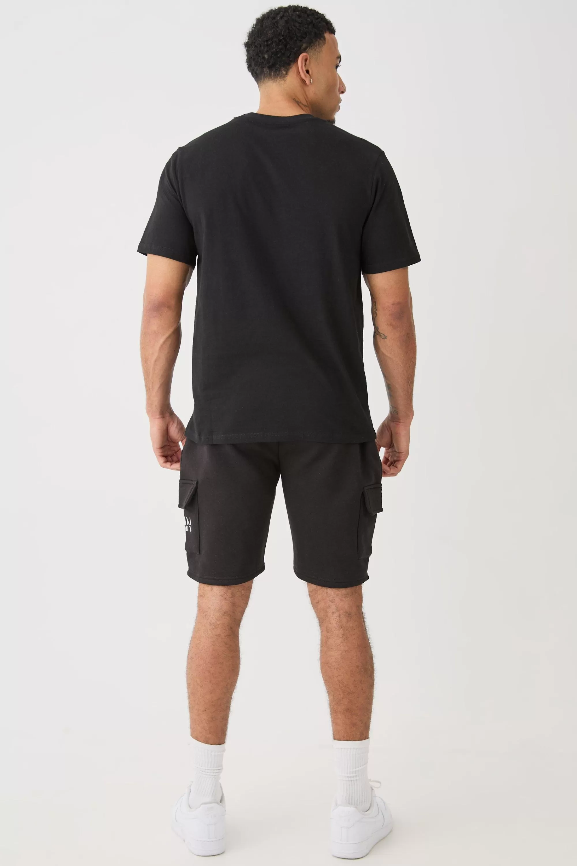 boohooMAN Basic Crew Neck T-shirt | UK black New
