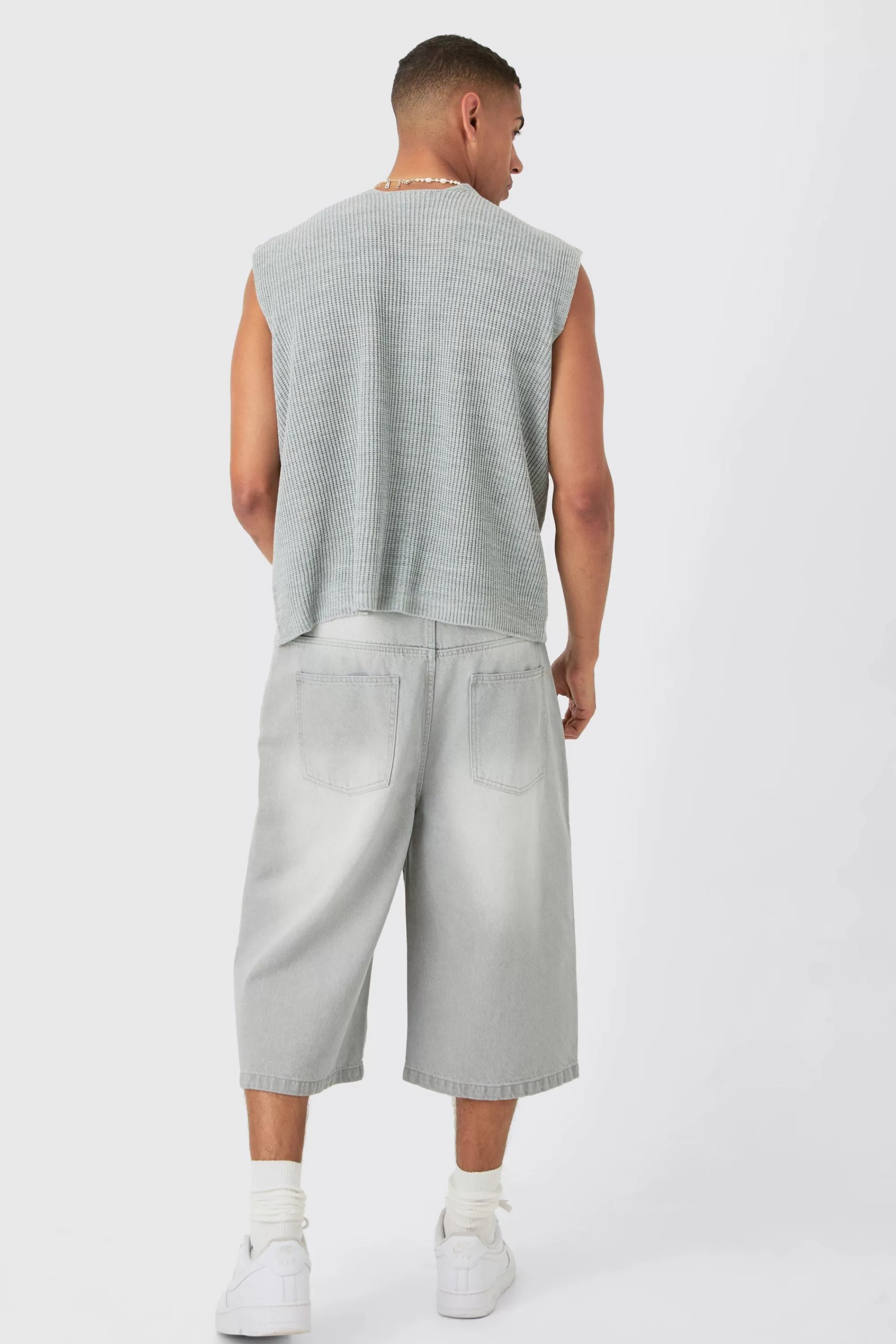 boohooMAN Boxy Ribbed V Neck Sweater Vest | UK light grey Online
