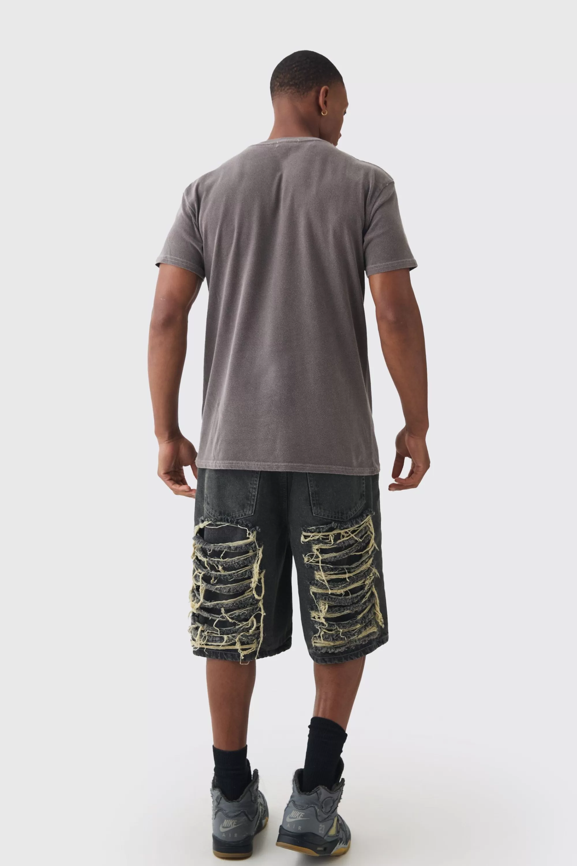 boohooMAN Homme Horse Graphic Wash T-shirt | UK chocolate Cheap