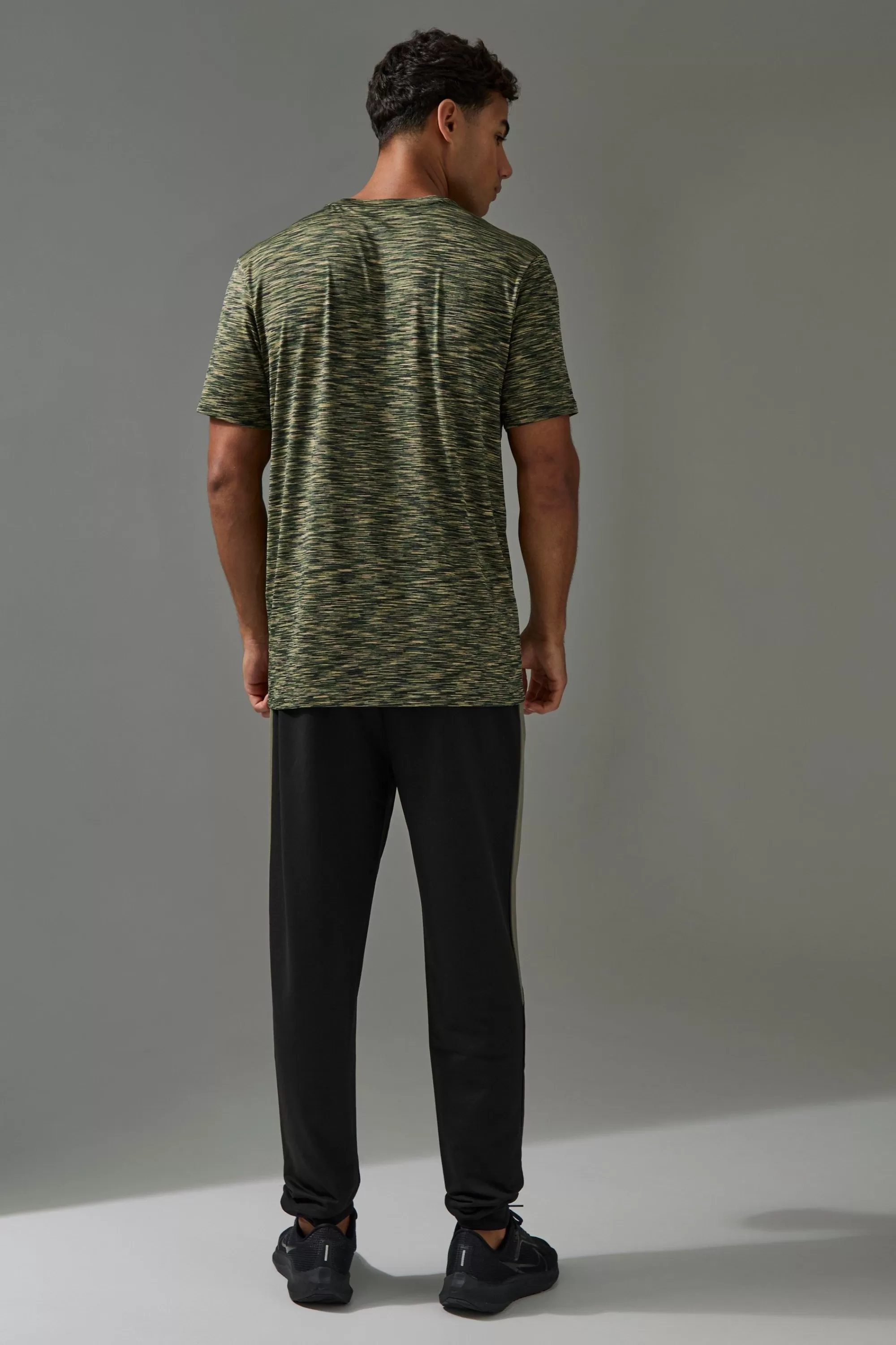 boohooMAN Man Active Lightweight Space Dye Marl Short Sleece T-shirt | UK khaki Hot