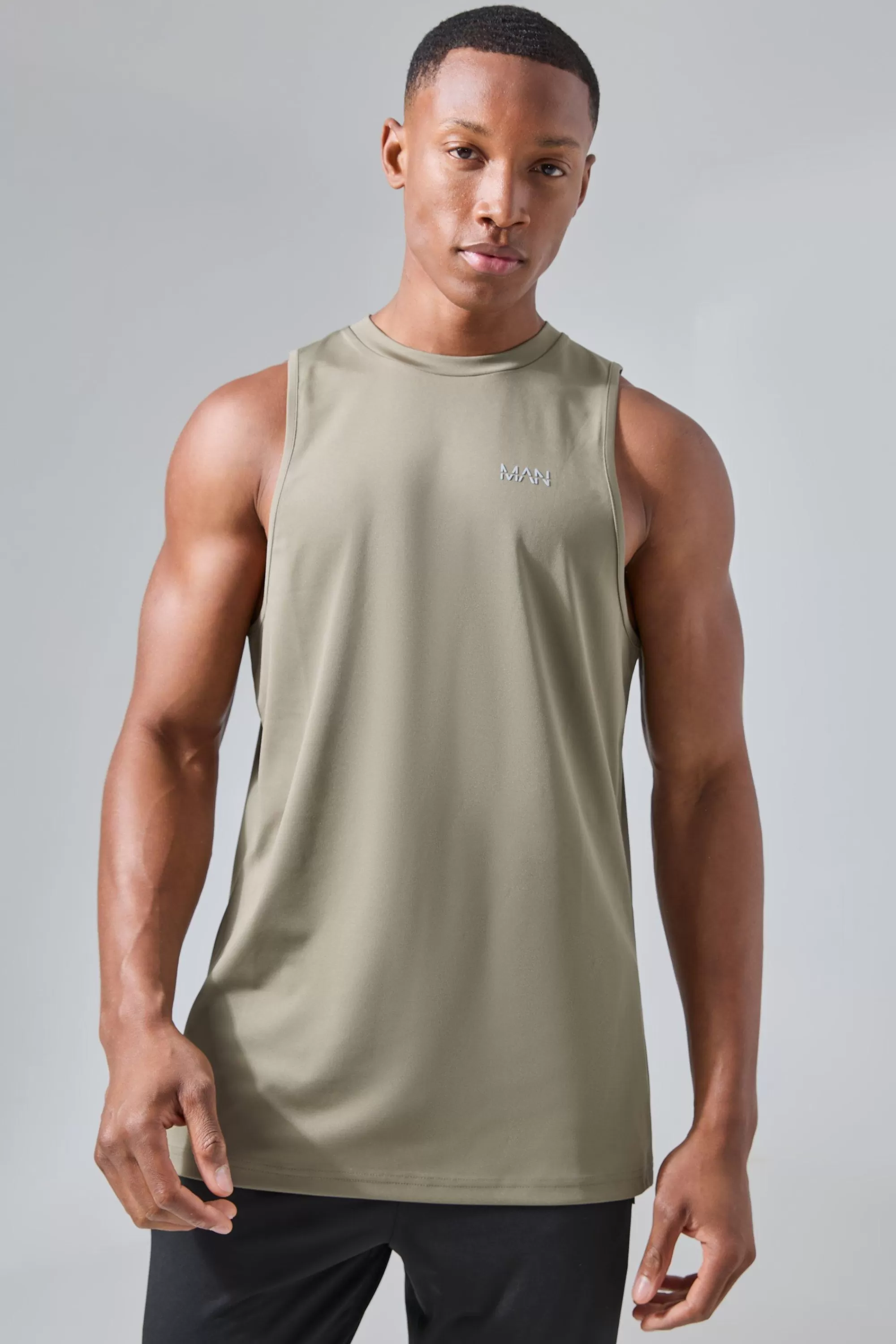 boohooMAN Man Active Performance Reg Fit Tank | UK khaki Store