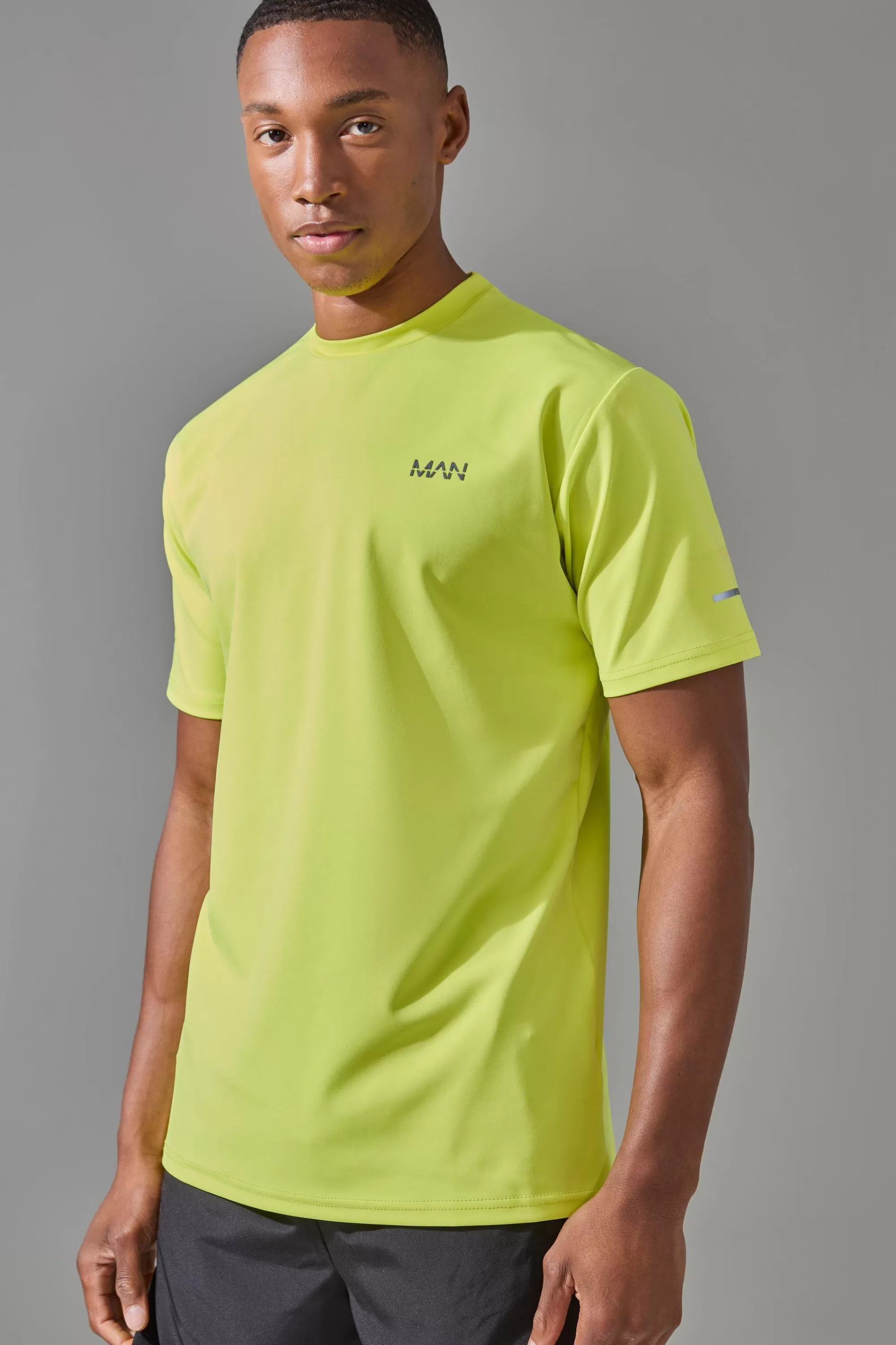boohooMAN Man Active Performance Regular Fit T-shirt | UK lime Best Sale
