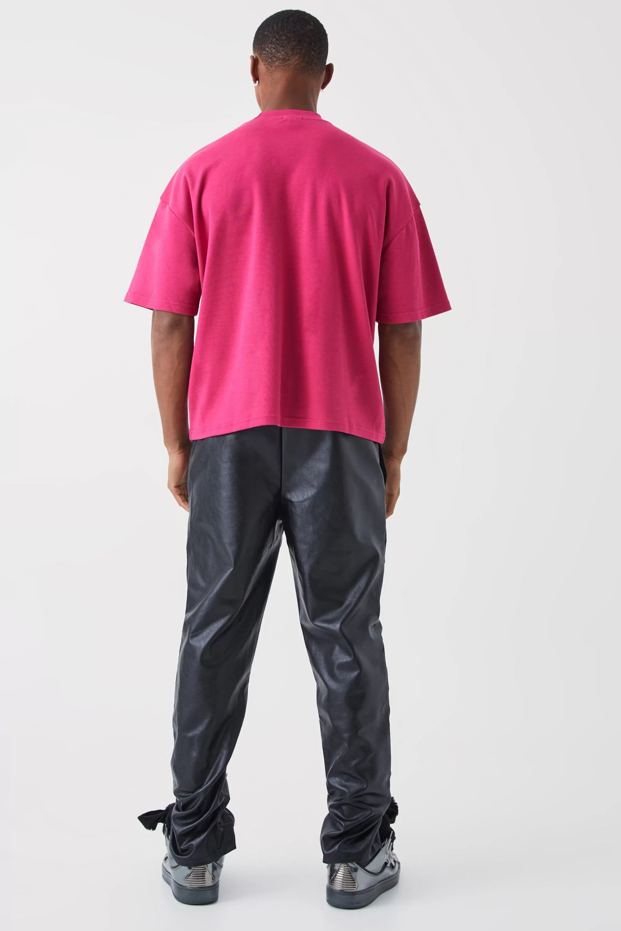 boohooMAN Oversized Boxy Heavyweight Interlock Graphic T-shirt | UK pink Fashion