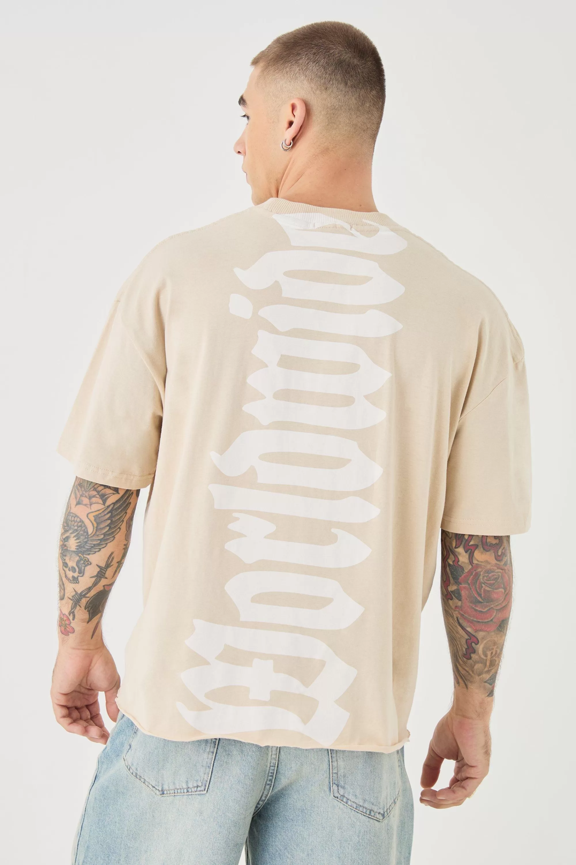 boohooMAN Oversized Boxy Heavyweight Worldwide Back Graphic T-shirt | UK sand Flash Sale