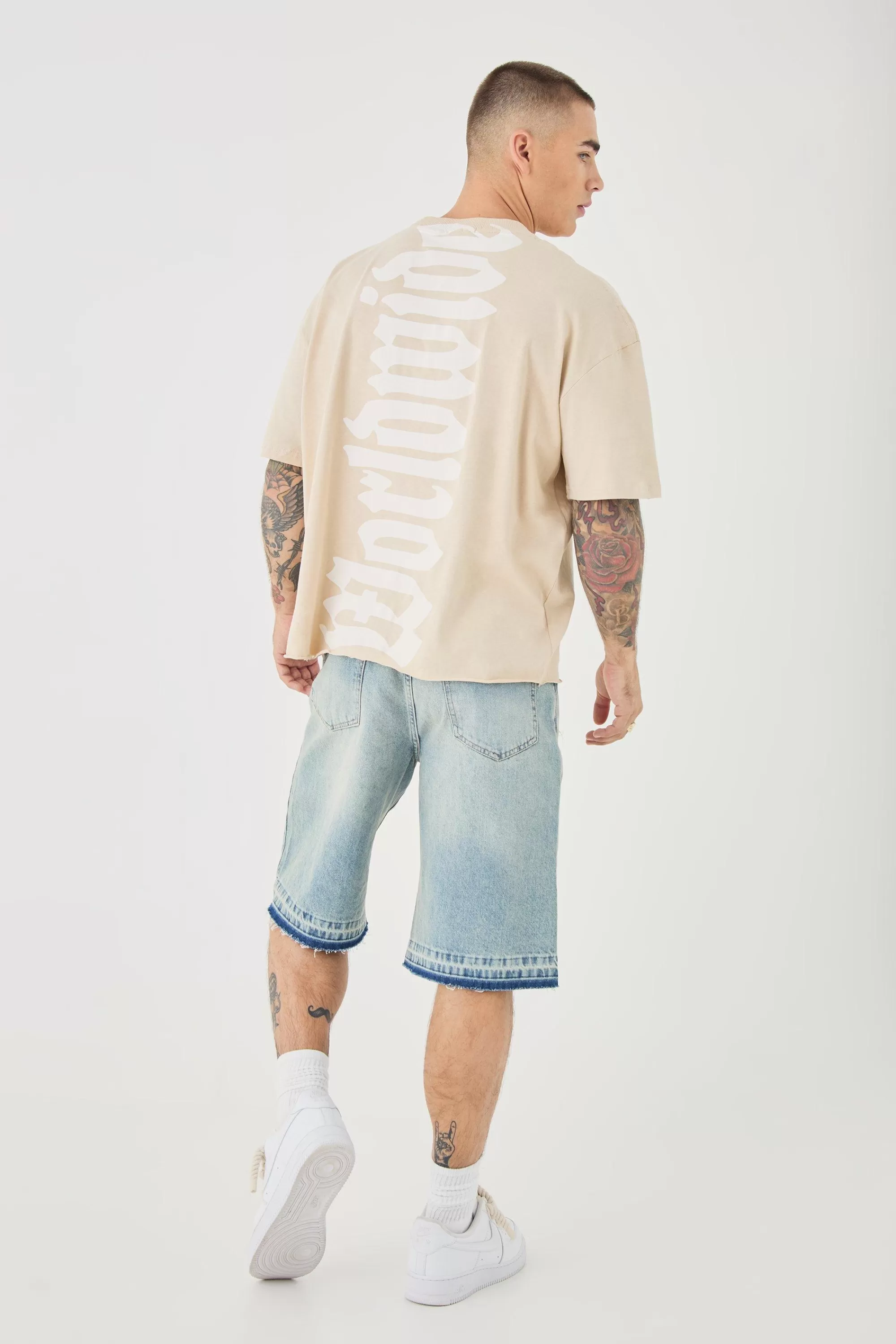 boohooMAN Oversized Boxy Heavyweight Worldwide Back Graphic T-shirt | UK sand Flash Sale