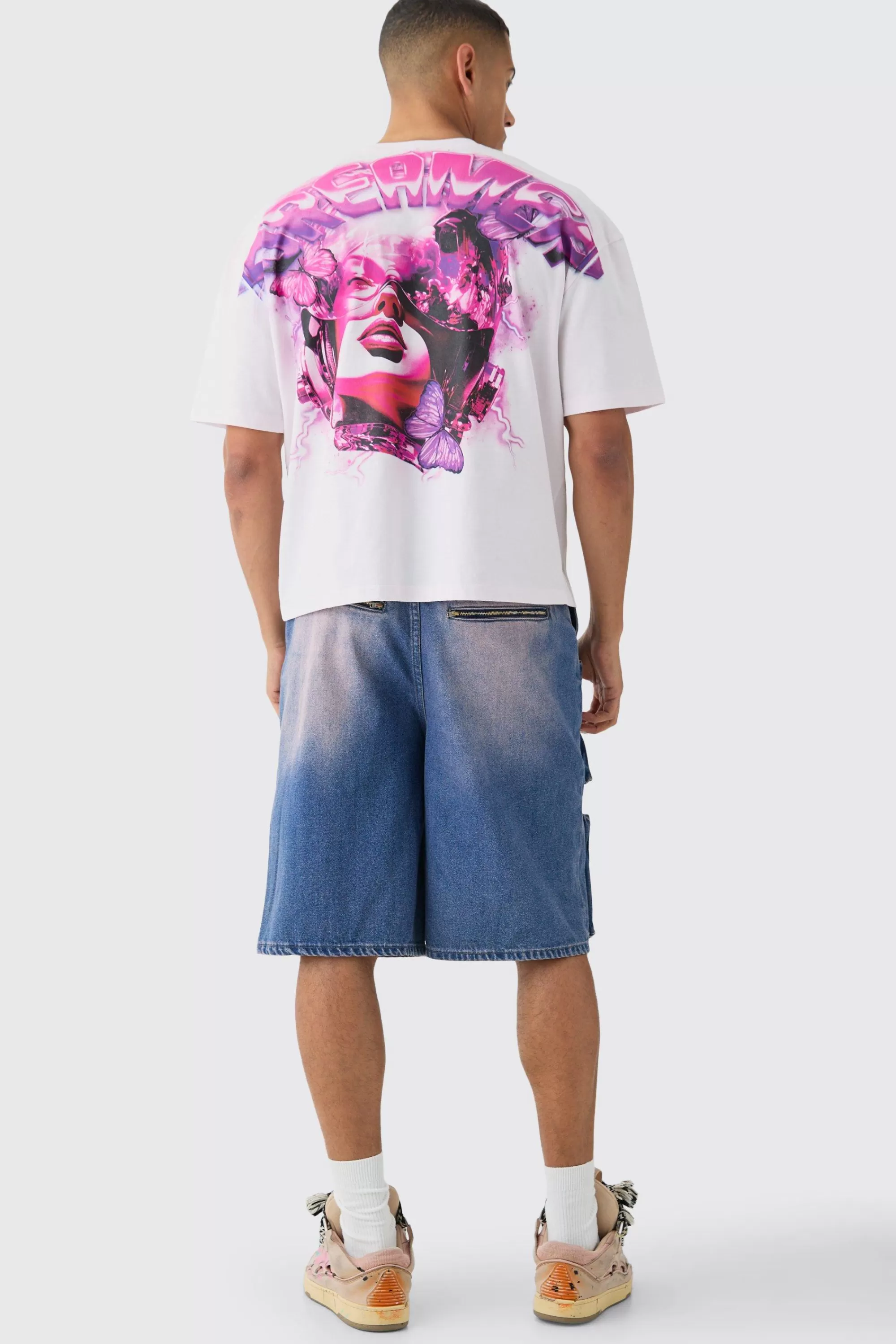 boohooMAN Oversized Boxy Large Butterfly Graphic T-shirt | UK light pink Best Sale