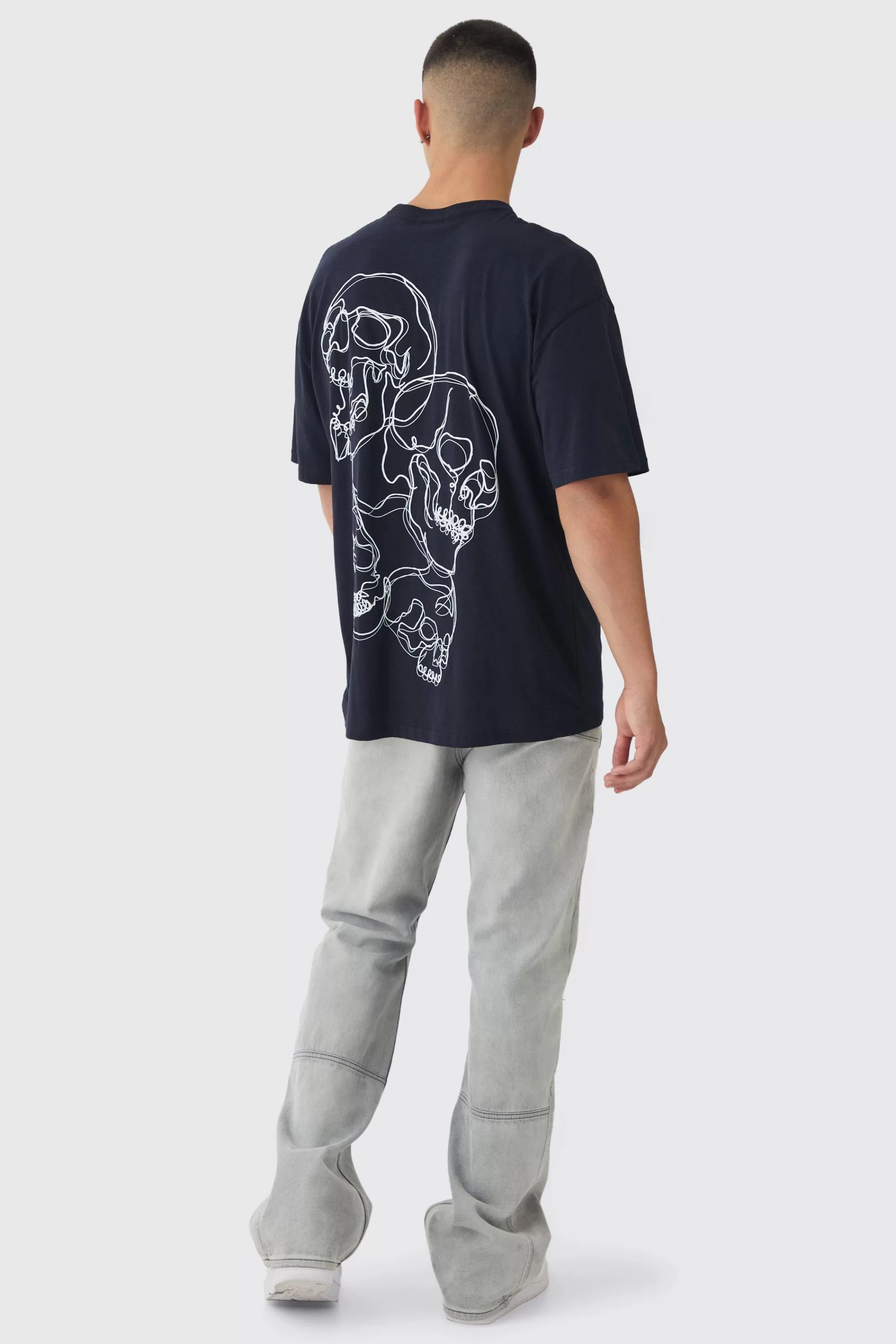 boohooMAN Oversized Boxy Skull Line Drawing Back Print T-Shirt | UK navy Sale