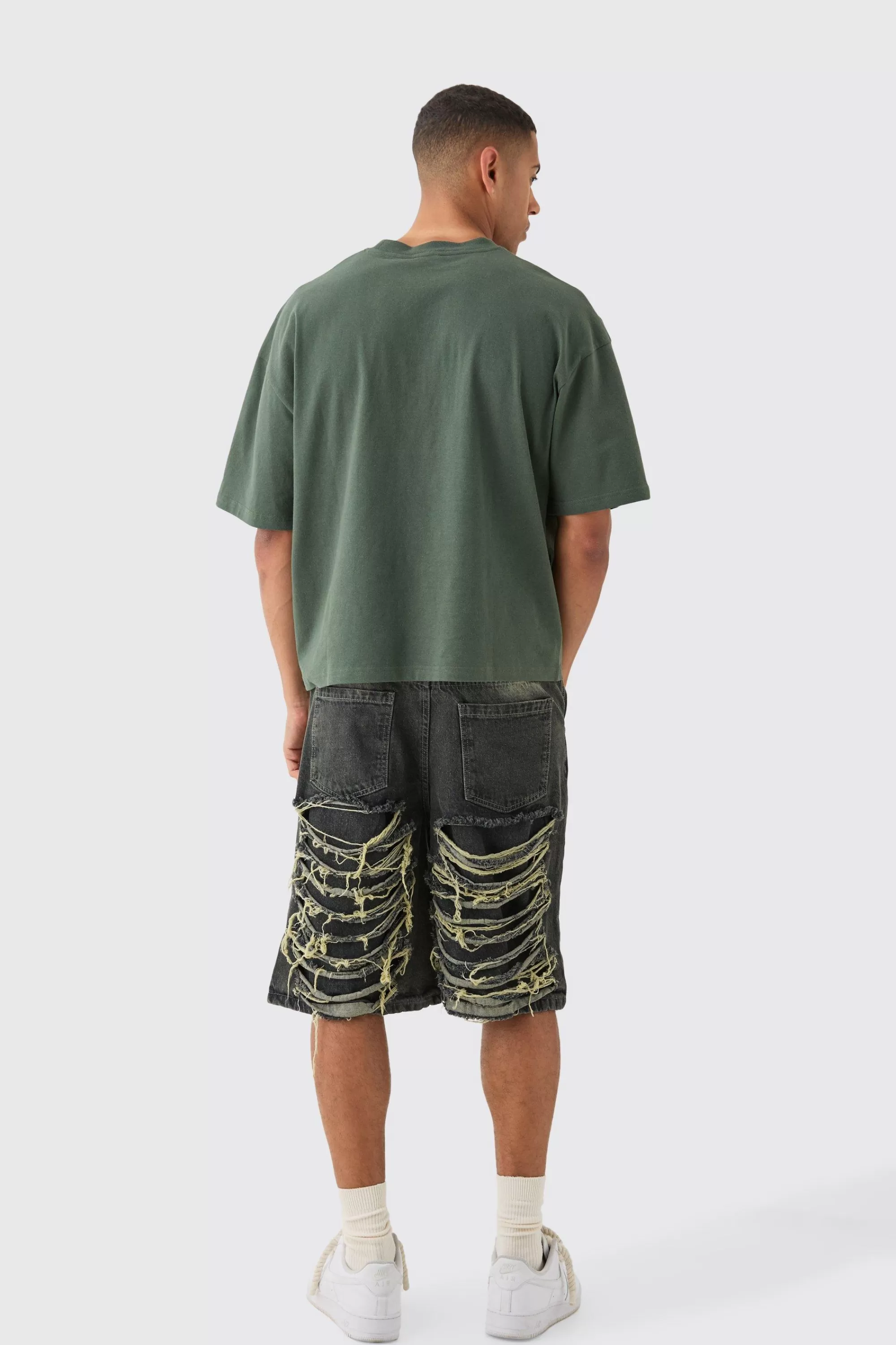 boohooMAN Oversized Boxy Worldwide T-shirt | UK khaki Discount
