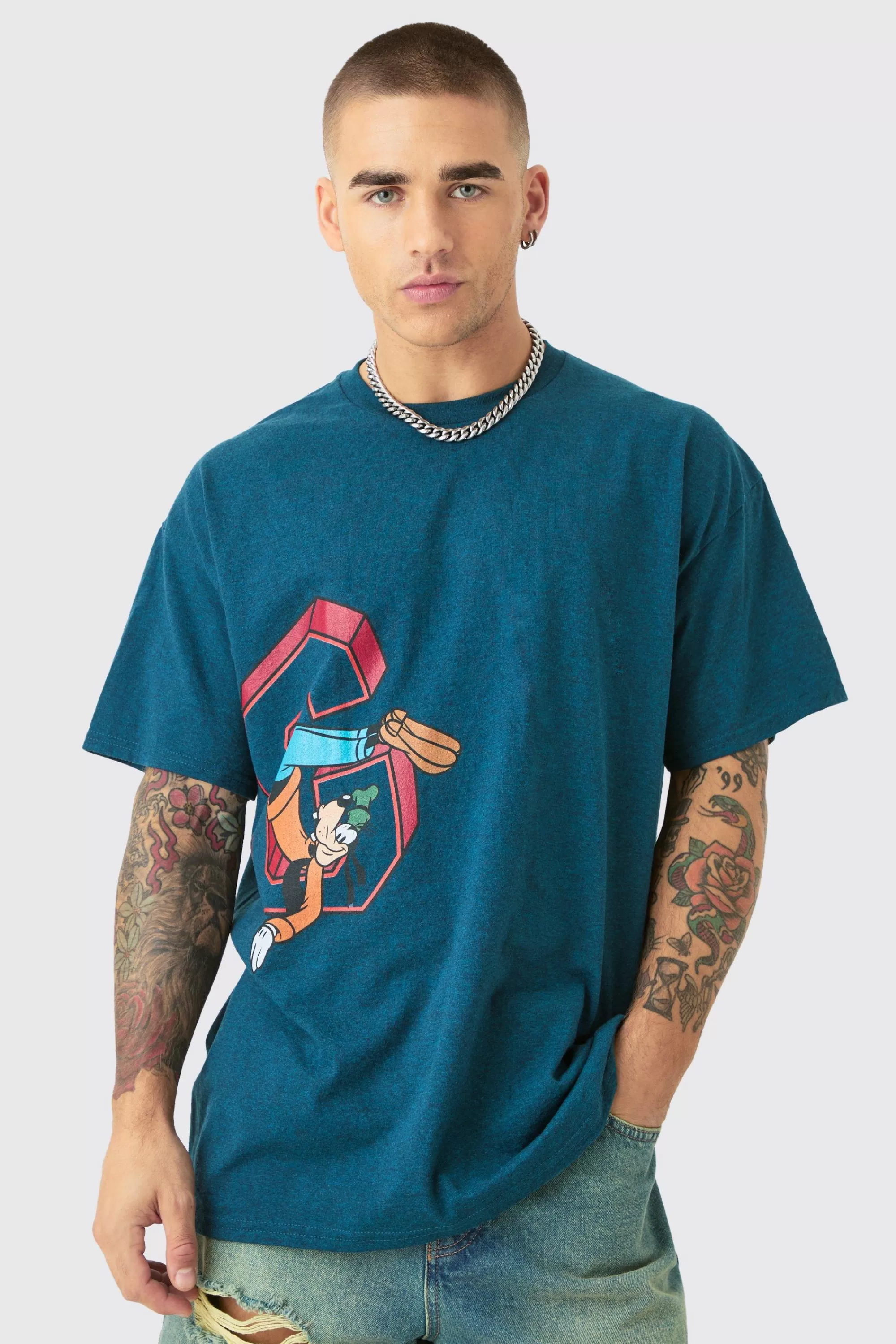 boohooMAN Oversized Disney Goofy License T-shirt | UK navy Store