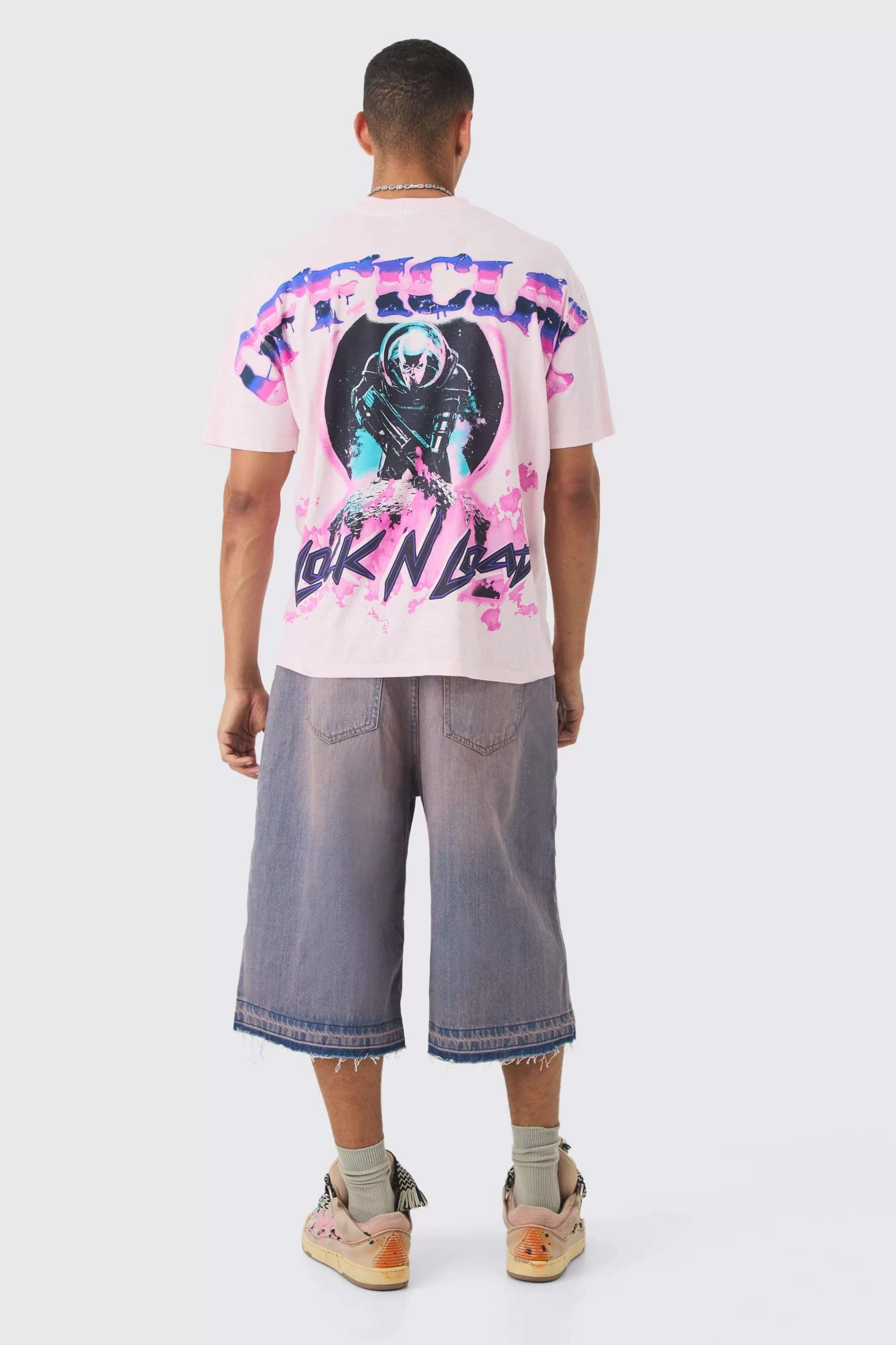 boohooMAN Oversized Extended Neck Over The Seam Wash Space Back Print T-shirt | UK pink Shop