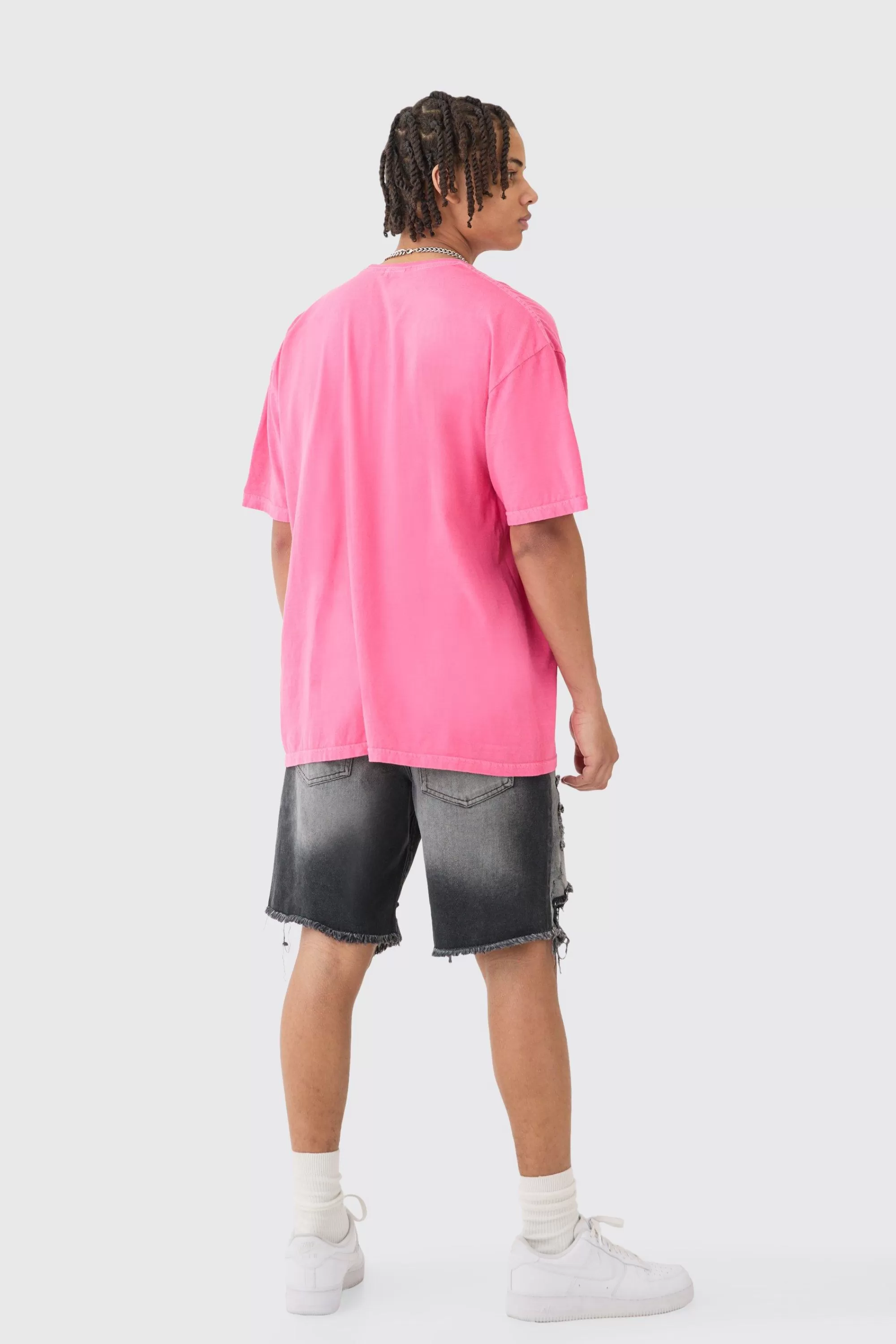 boohooMAN Oversized Graffiti Pour Homme Mask Graphic Wash T-shirt | UK pink Clearance