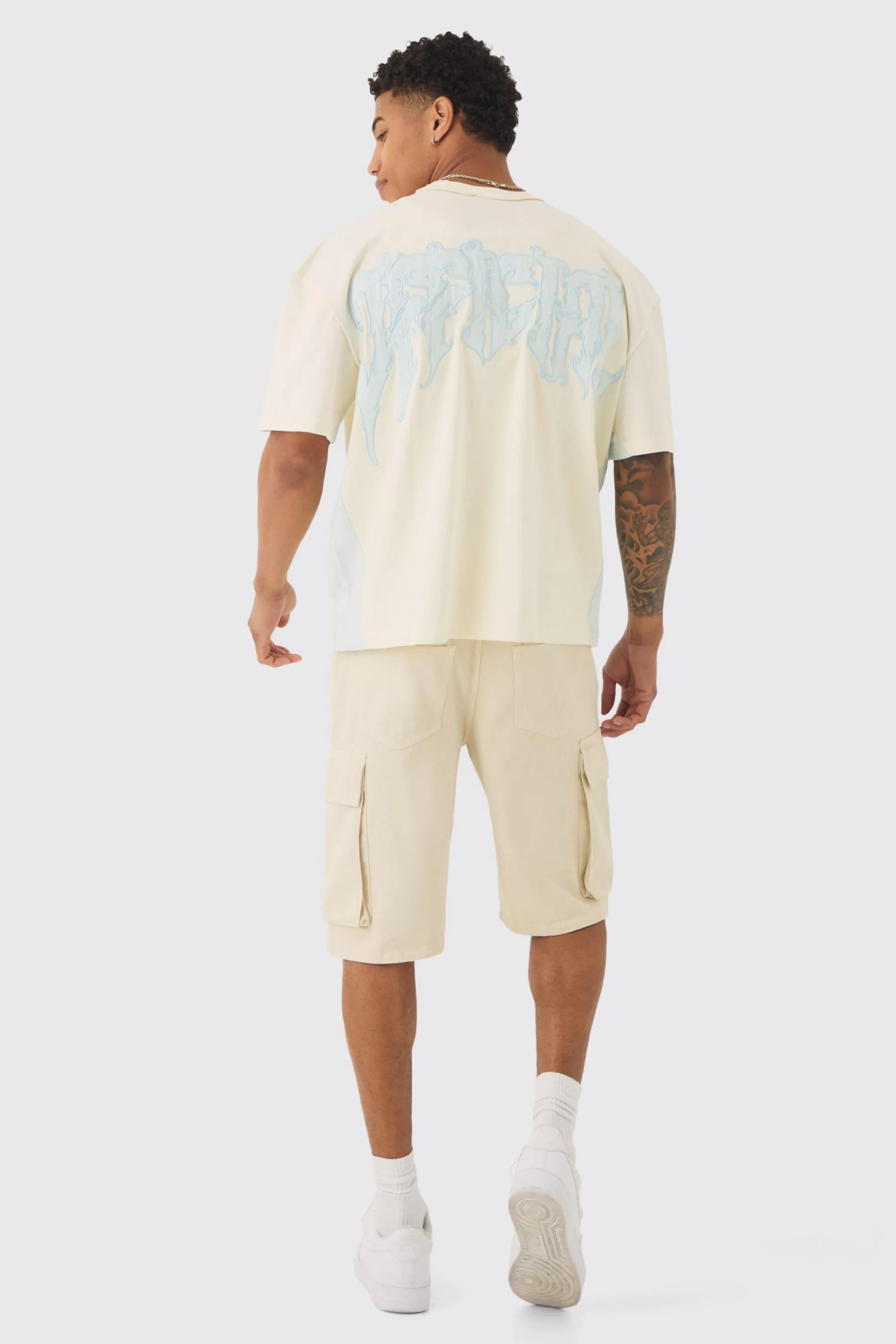 boohooMAN Oversized Official Applique Wash Heavyweight T-shirt | UK light blue Clearance