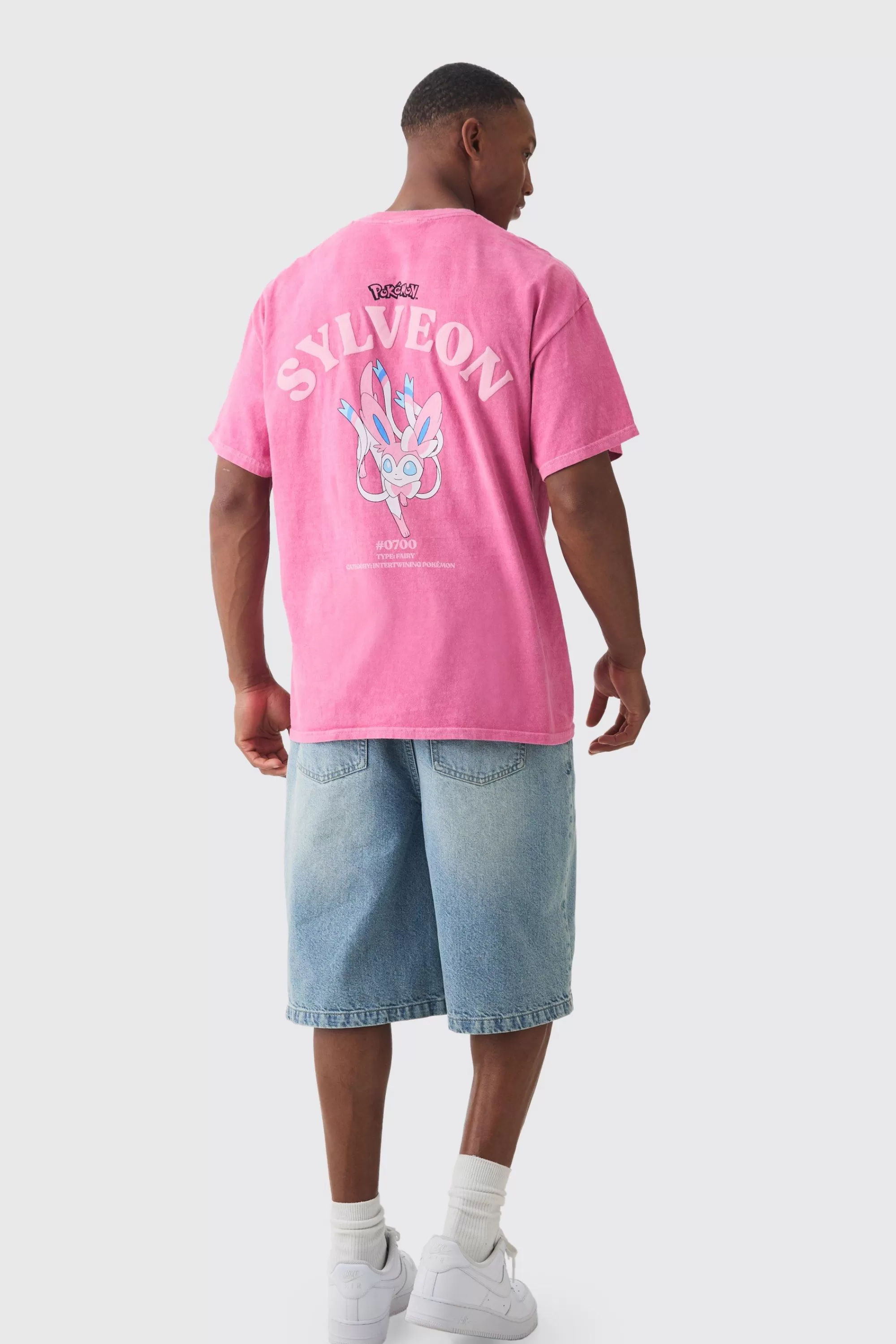 boohooMAN Oversized Pokemon Sylveon Wash License T-shirt | UK pink Cheap