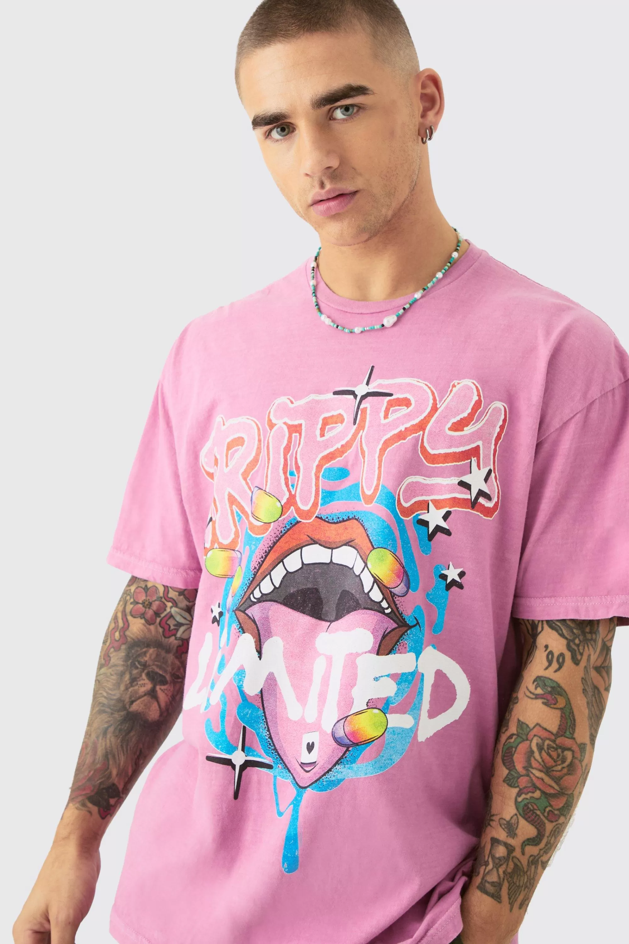 boohooMAN Oversized Trippy Lip Graphic T-shirt | UK pink Store