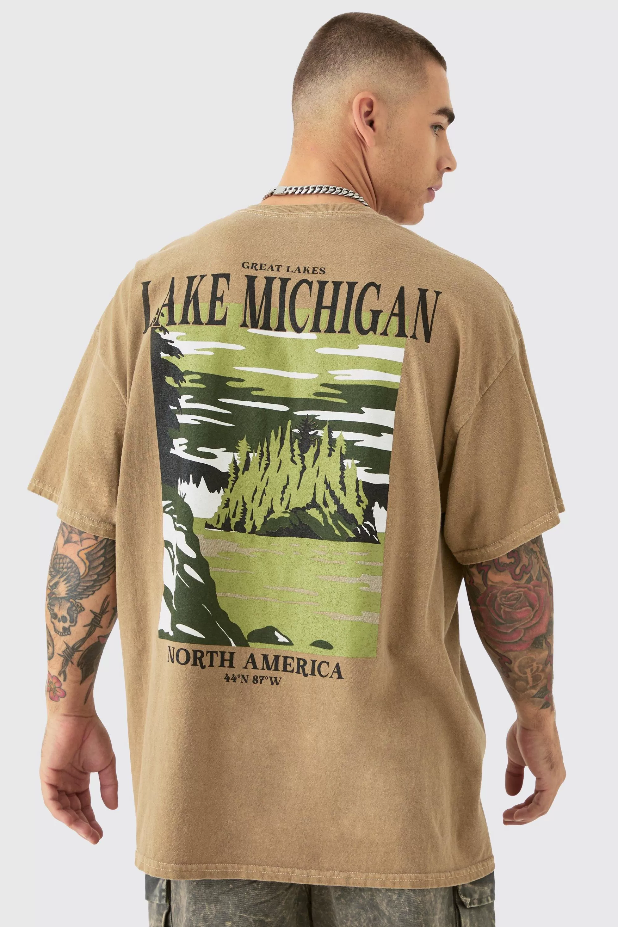 boohooMAN Oversized Washed Lake Michigan Back Printed T-shirt | UK light khaki Outlet