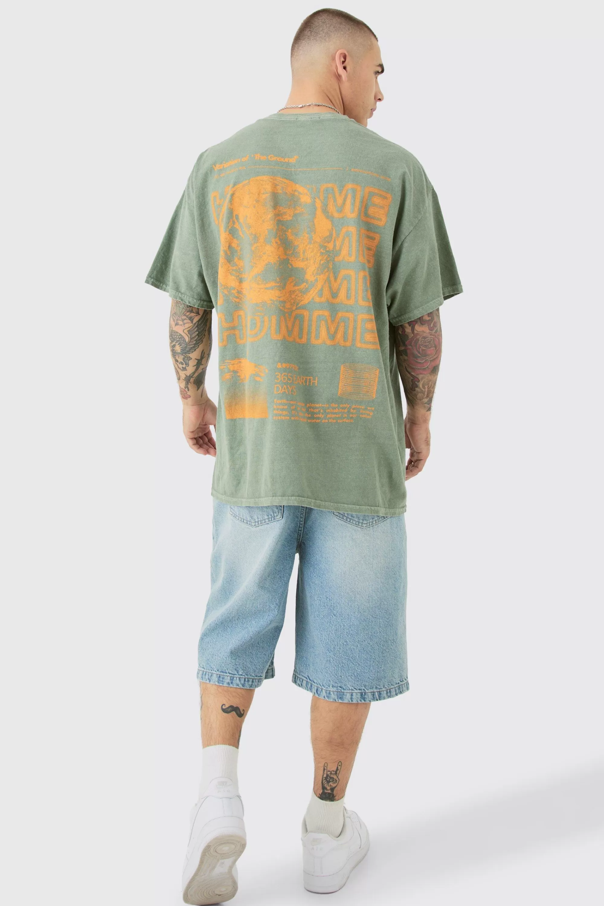 boohooMAN Oversized Washed Moon Graphic Back Print T-shirt | UK grey Sale