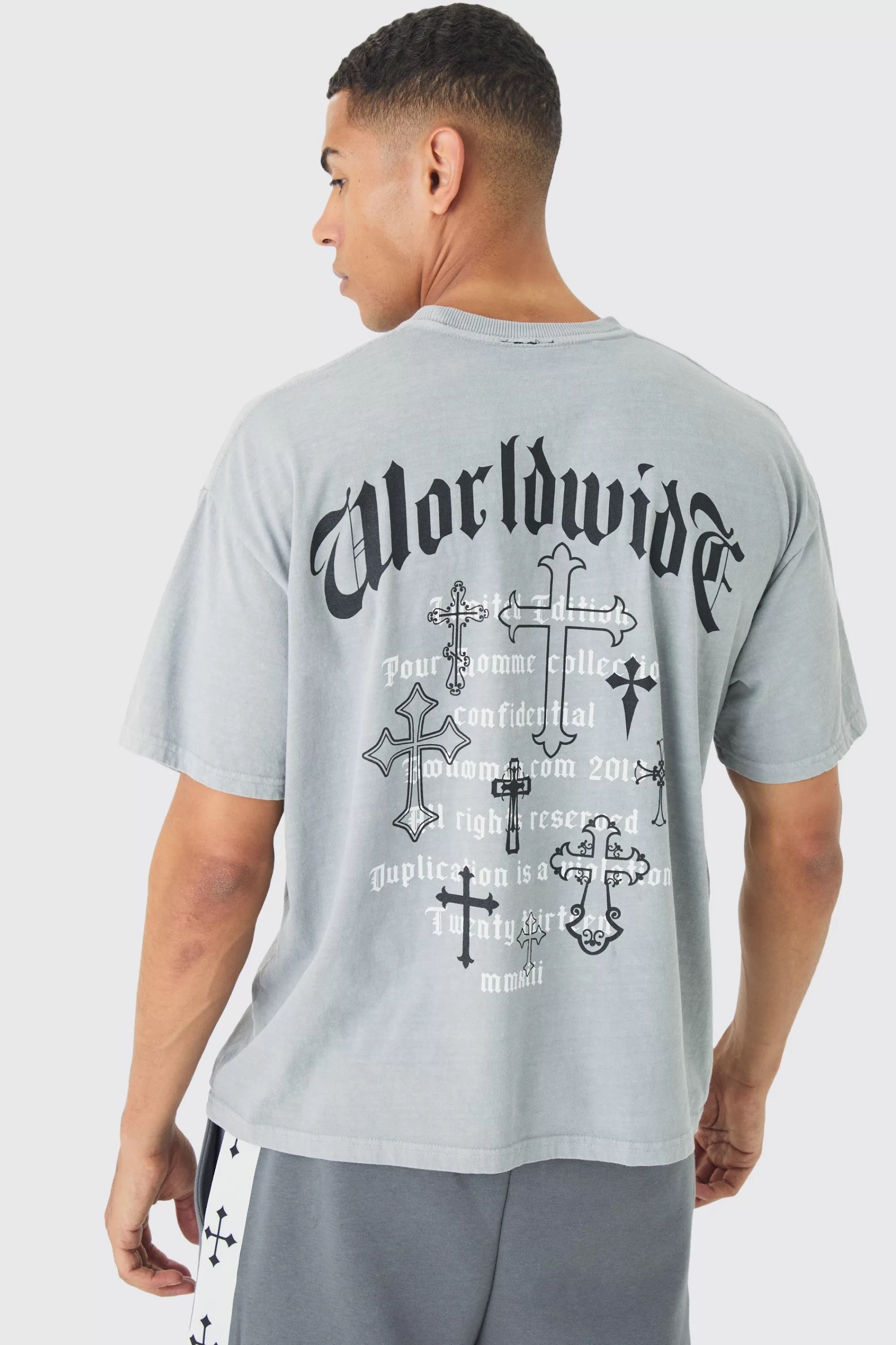 boohooMAN Oversized Washed Worldwide Cross Back Print T-Shirt | UK light grey Outlet