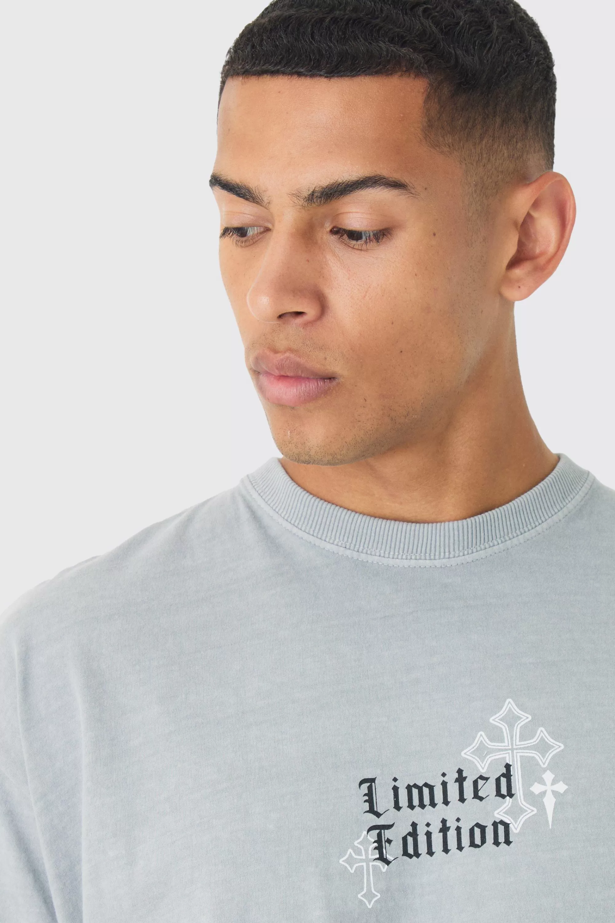 boohooMAN Oversized Washed Worldwide Cross Back Print T-Shirt | UK light grey Outlet