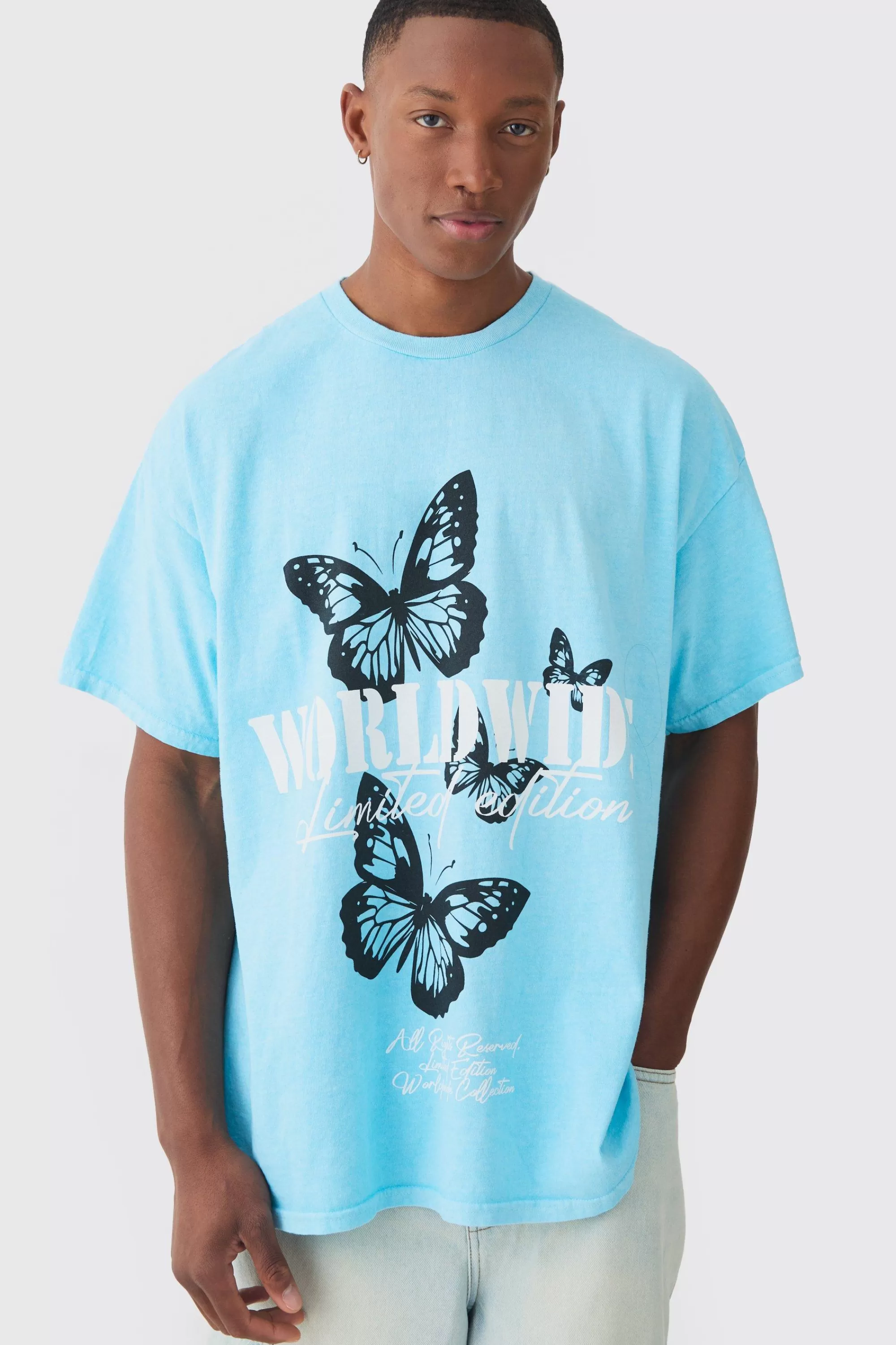 boohooMAN Oversized Worldwide Butterfly Print T-shirt | UK blue Online
