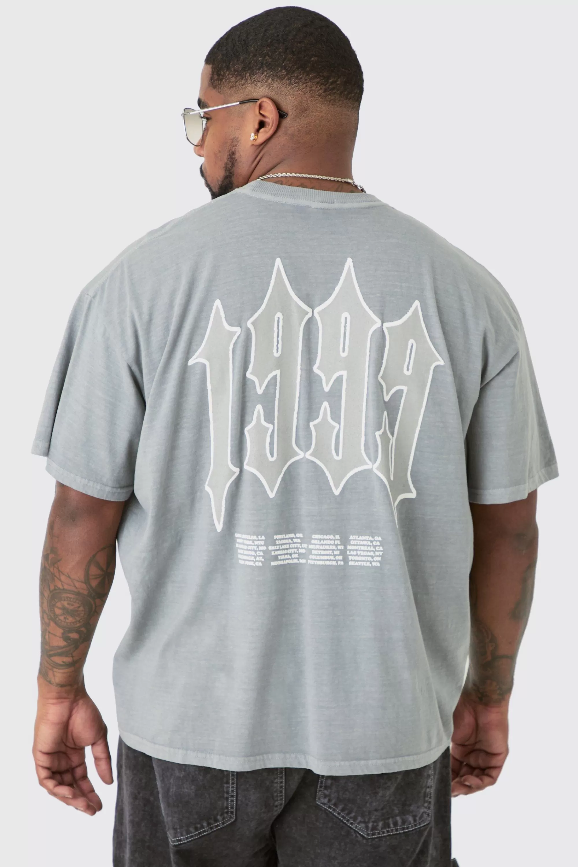 boohooMAN Plus 1999 Graphic Back Print T-shirt In | UK grey New