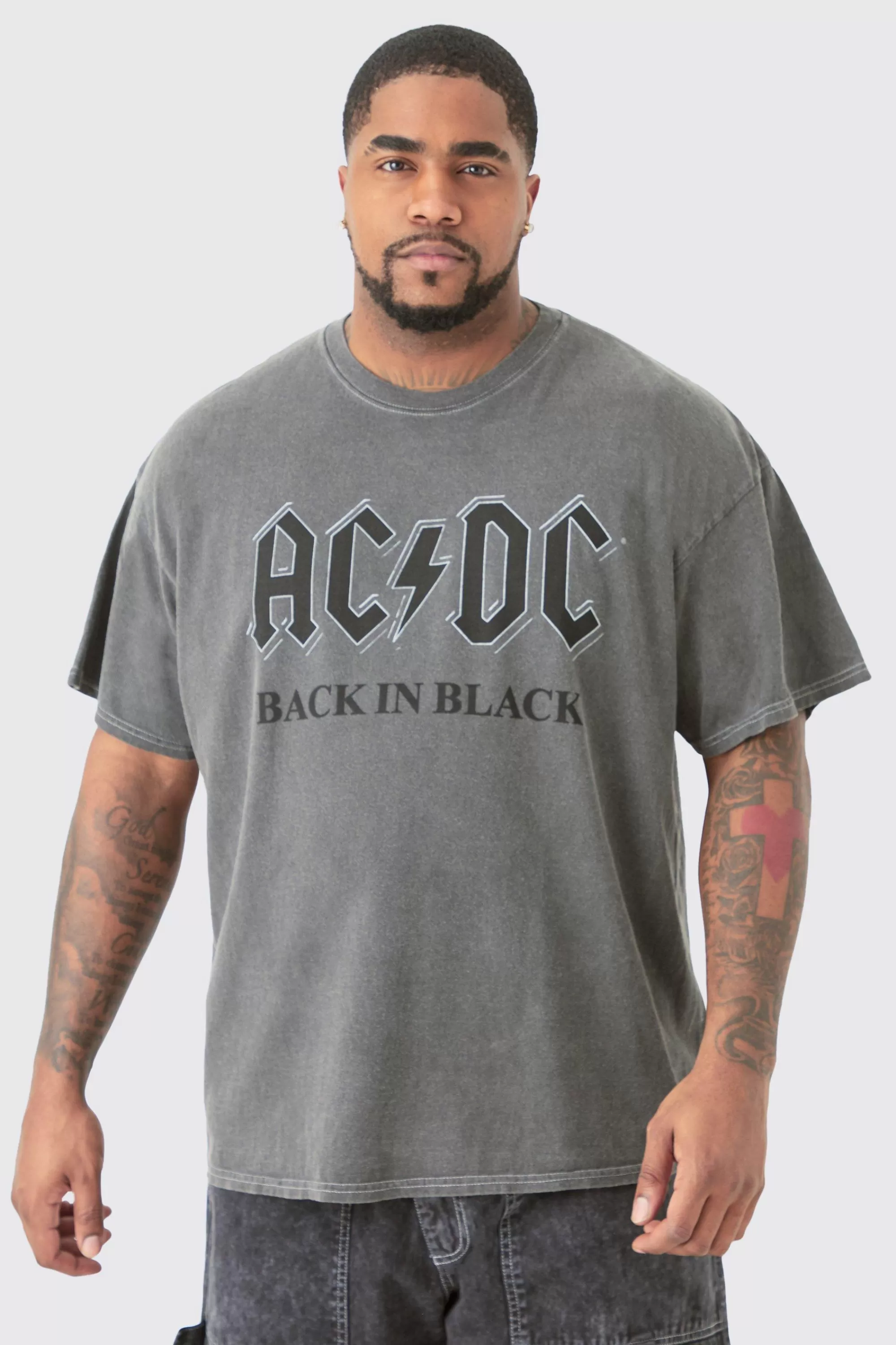 boohooMAN Plus Oversize Acdc Acid Wash License T-shirt | UK grey Clearance