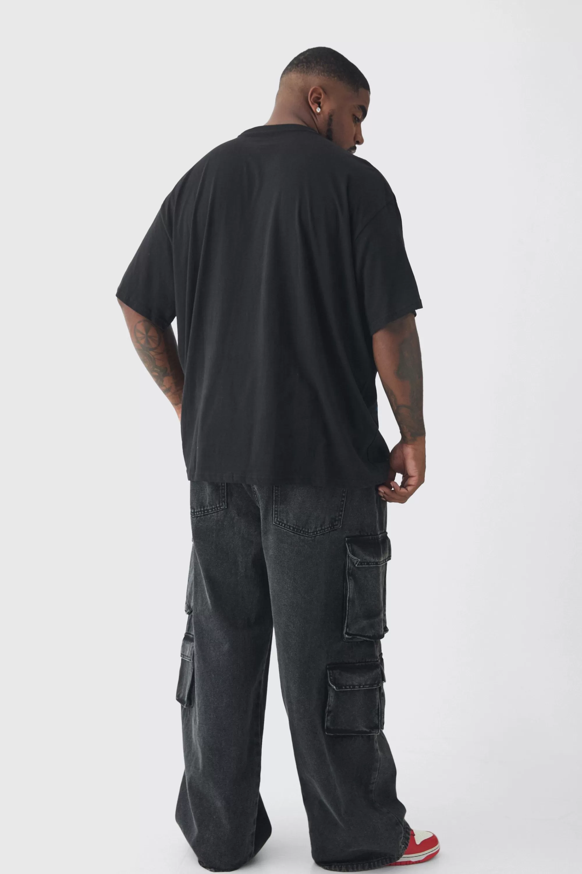 boohooMAN Plus Oversized Eazy E Large Scale License Print T-Shirt | UK black Best