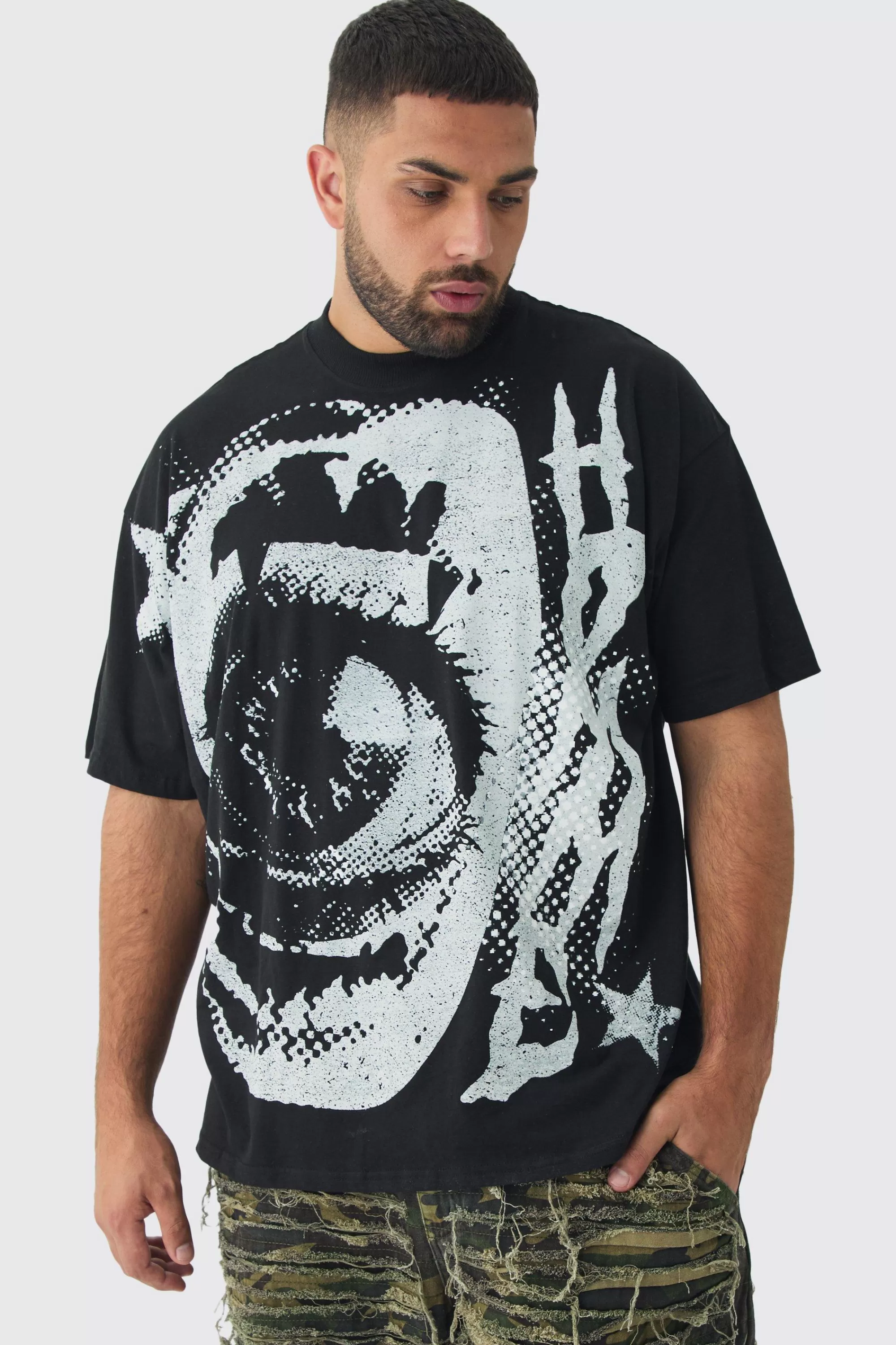 boohooMAN Plus Oversized Extended Neck Eye Large Scale Print T-Shirt | UK black Best Sale