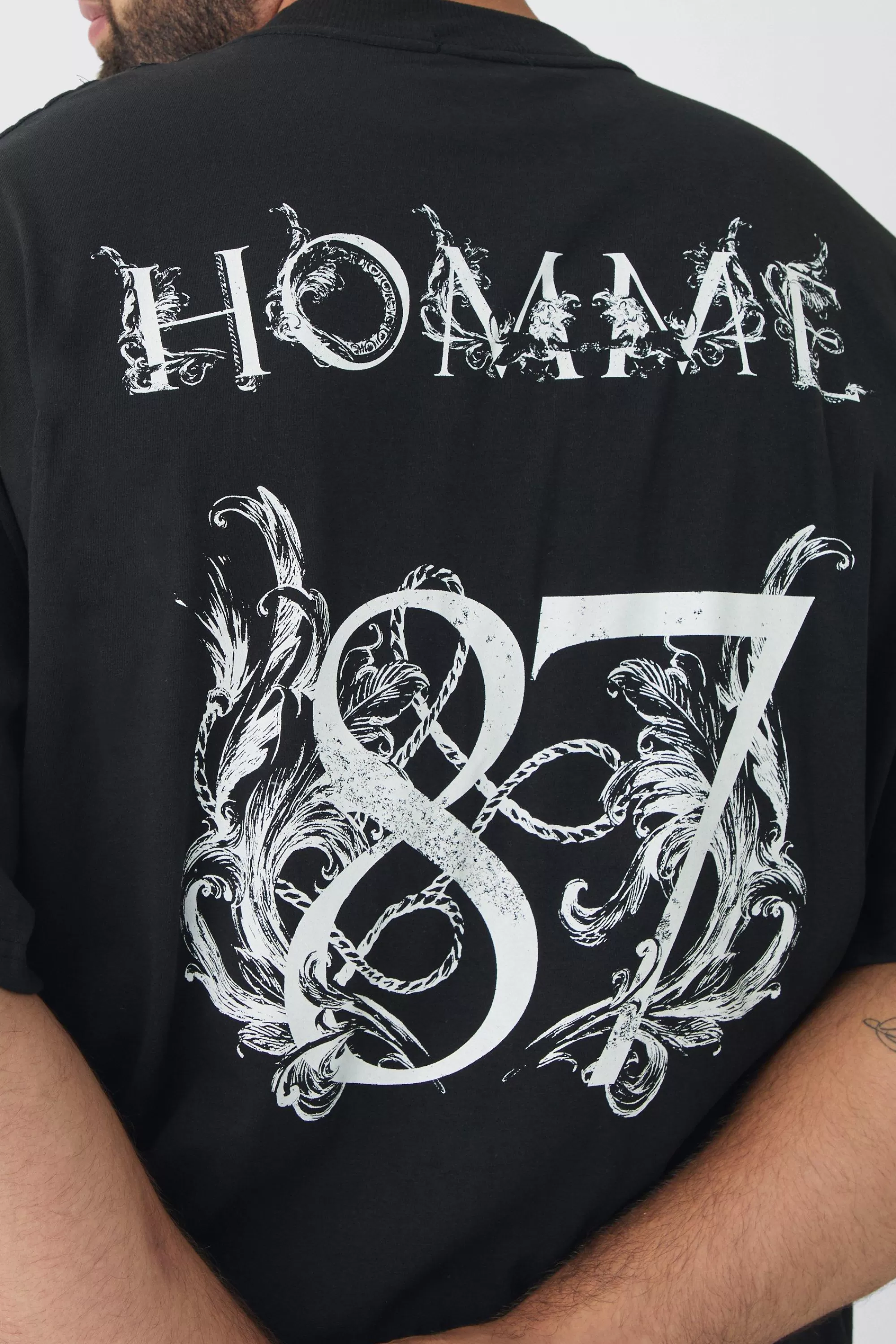 boohooMAN Plus Oversized Extended Neck Homme Print T-Shirt | UK black Online