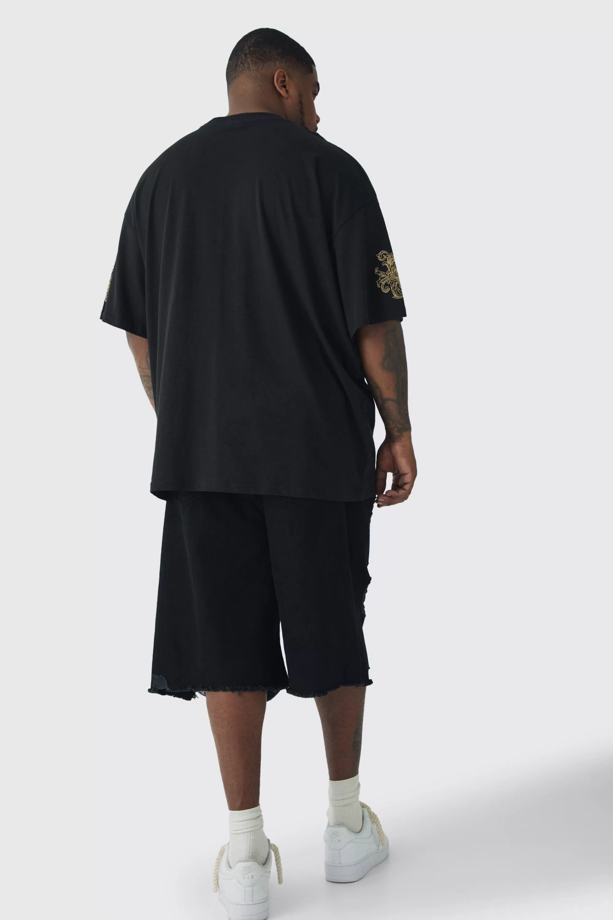 boohooMAN Plus Oversized Extended Neck Official Man Baroque Print T-Shirt | UK black Cheap