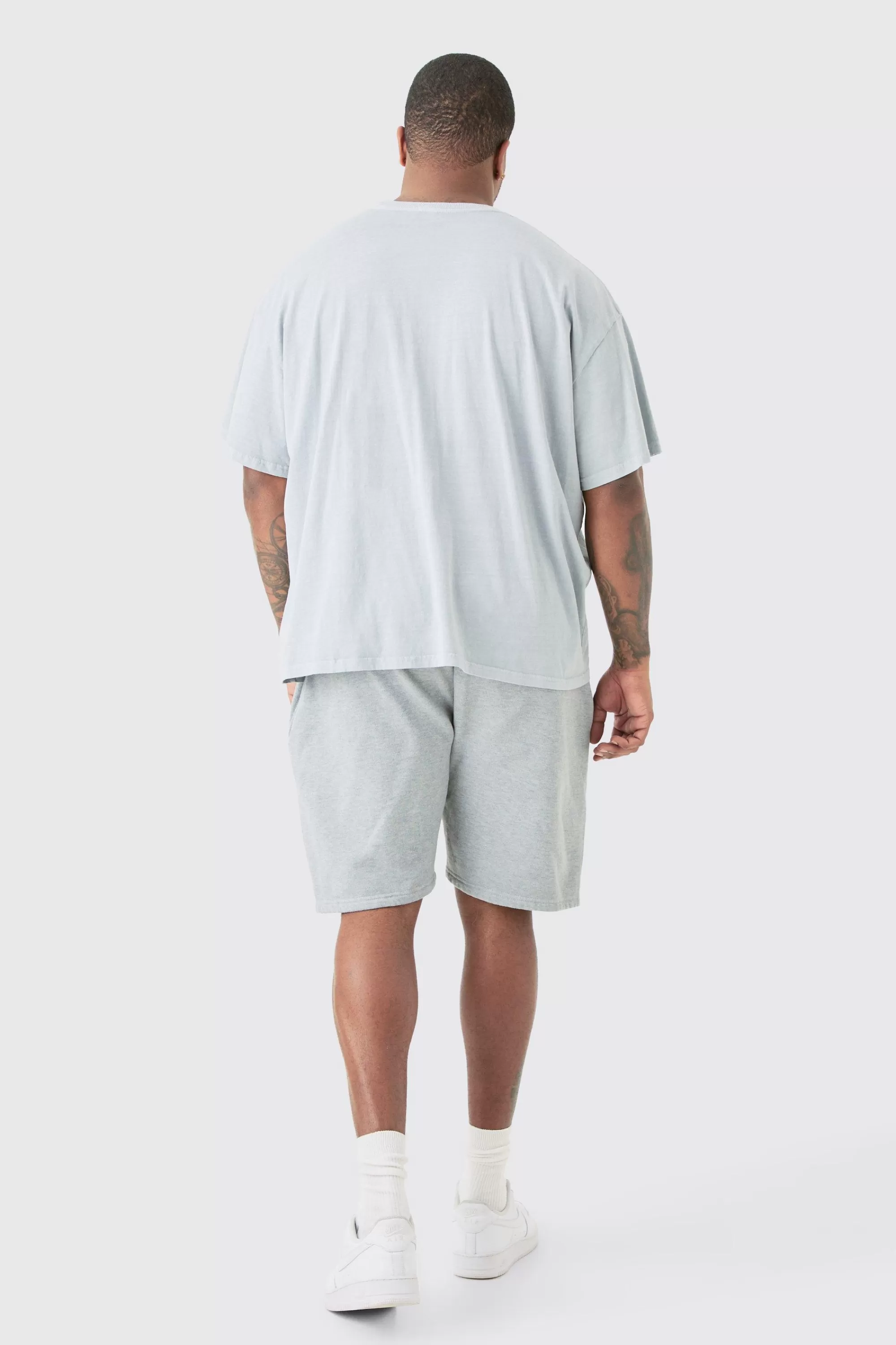 boohooMAN Plus Oversized Heart Breaker Printed T-shirt In | UK grey Online