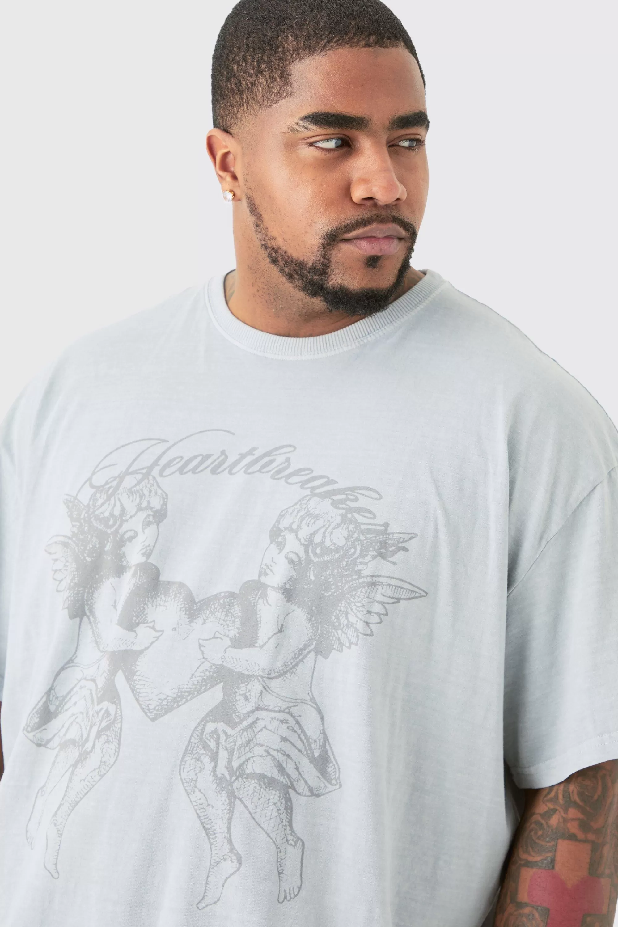 boohooMAN Plus Oversized Heart Breaker Printed T-shirt In | UK grey Online